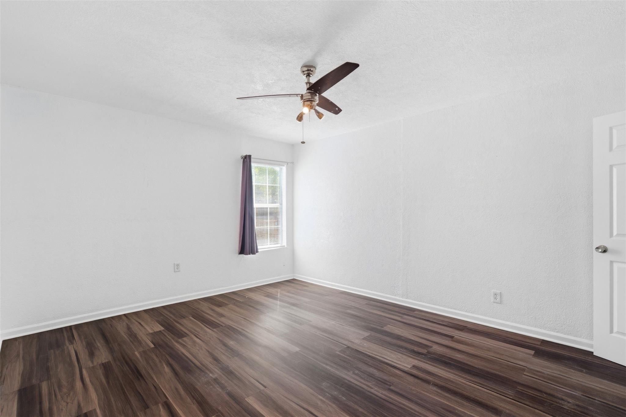 206 Oscar St Property Photo 15