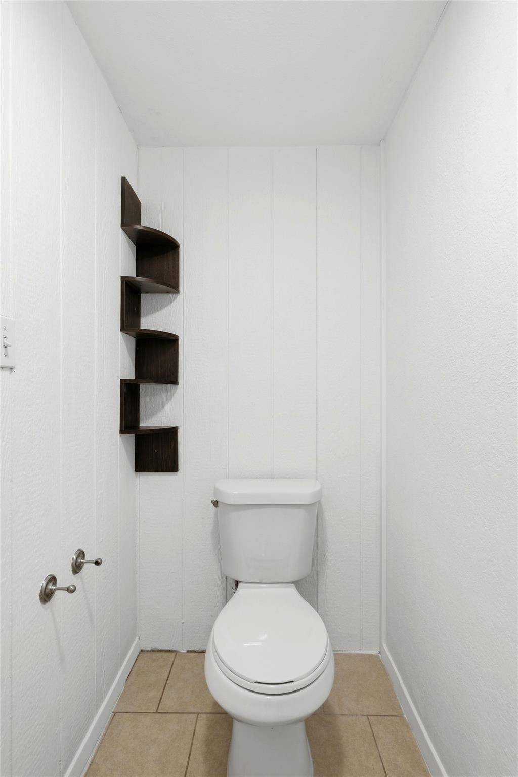 206 Oscar St Property Photo 17
