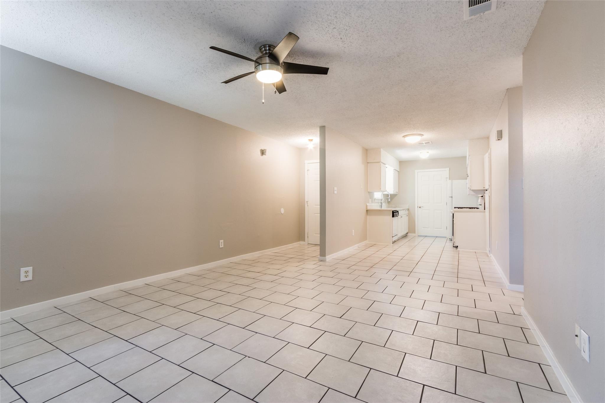 2311-b Burleson Rd Property Photo 6