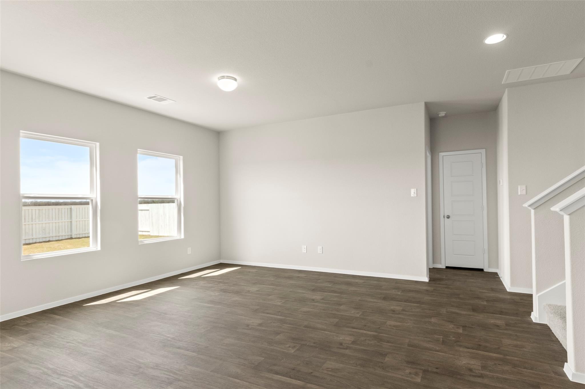 2641 Winding Creek Rd Property Photo 13