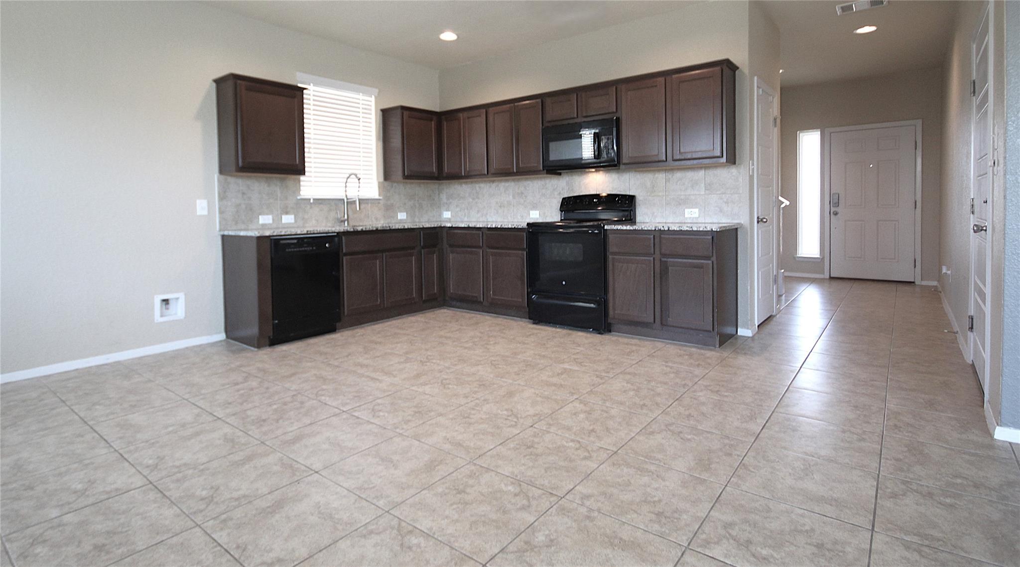 116 Four Star Dr Property Photo 8