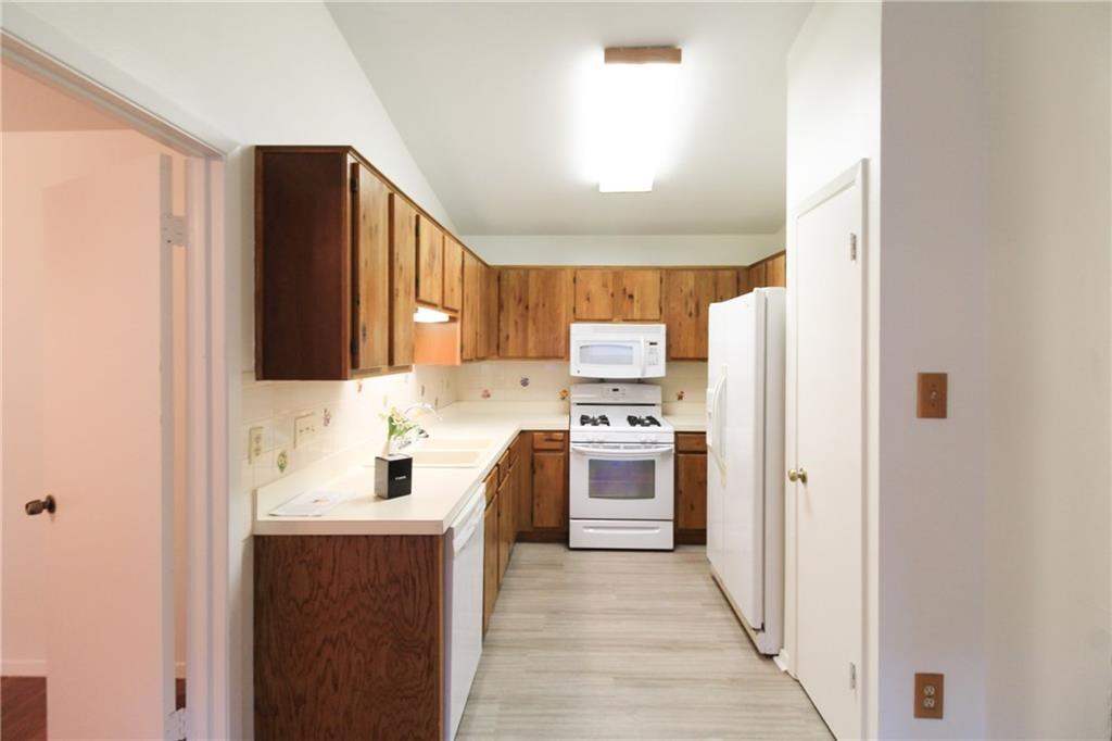 11707 Norwegian Wood Dr Property Photo 4