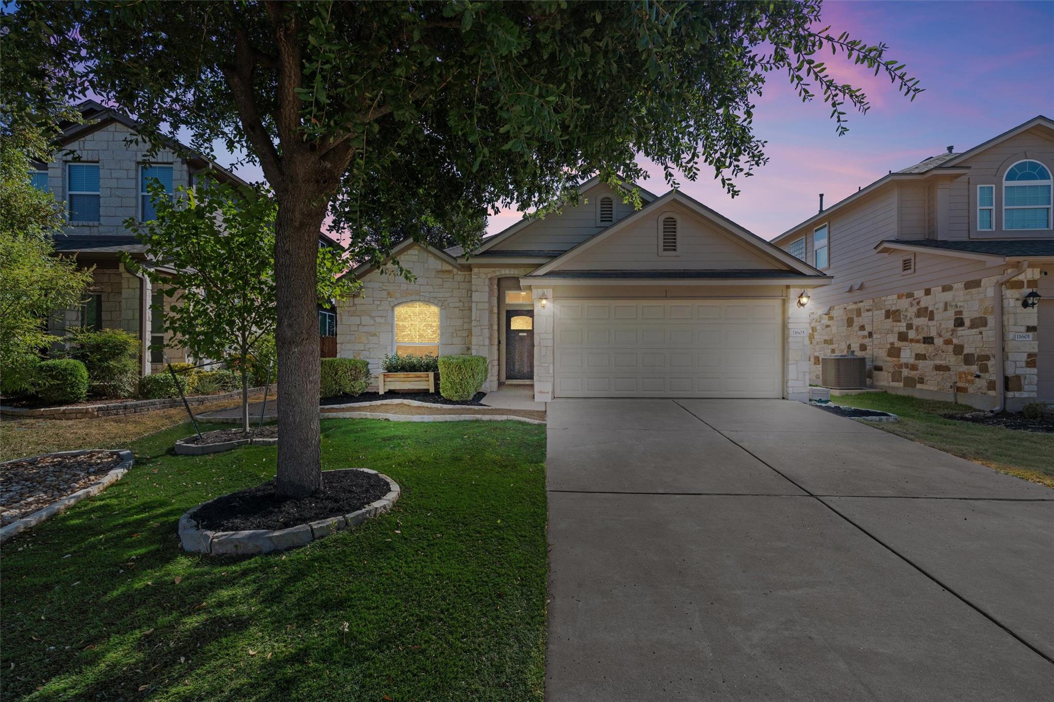 11605 Faubian Ln Property Photo 1