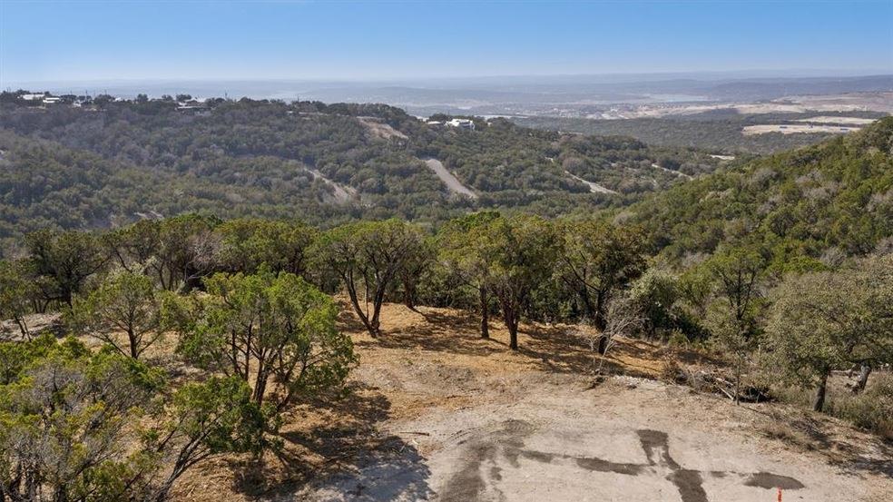 21305 & 21307 White Cloud Cv Property Photo 10