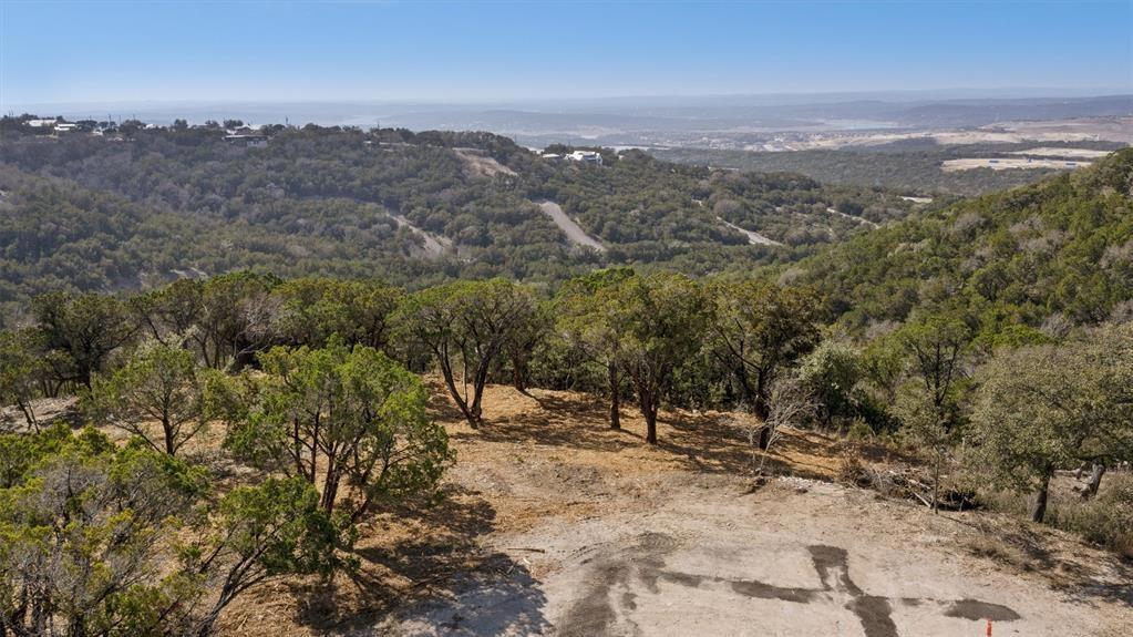 21305 & 21307 White Cloud Cv Property Photo 12