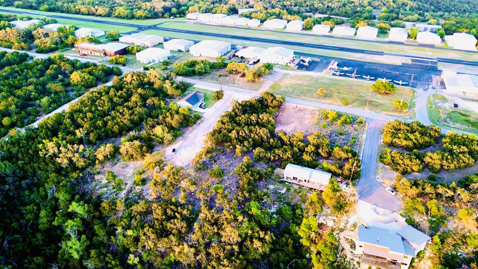 21305 & 21307 White Cloud Cv Property Photo 15