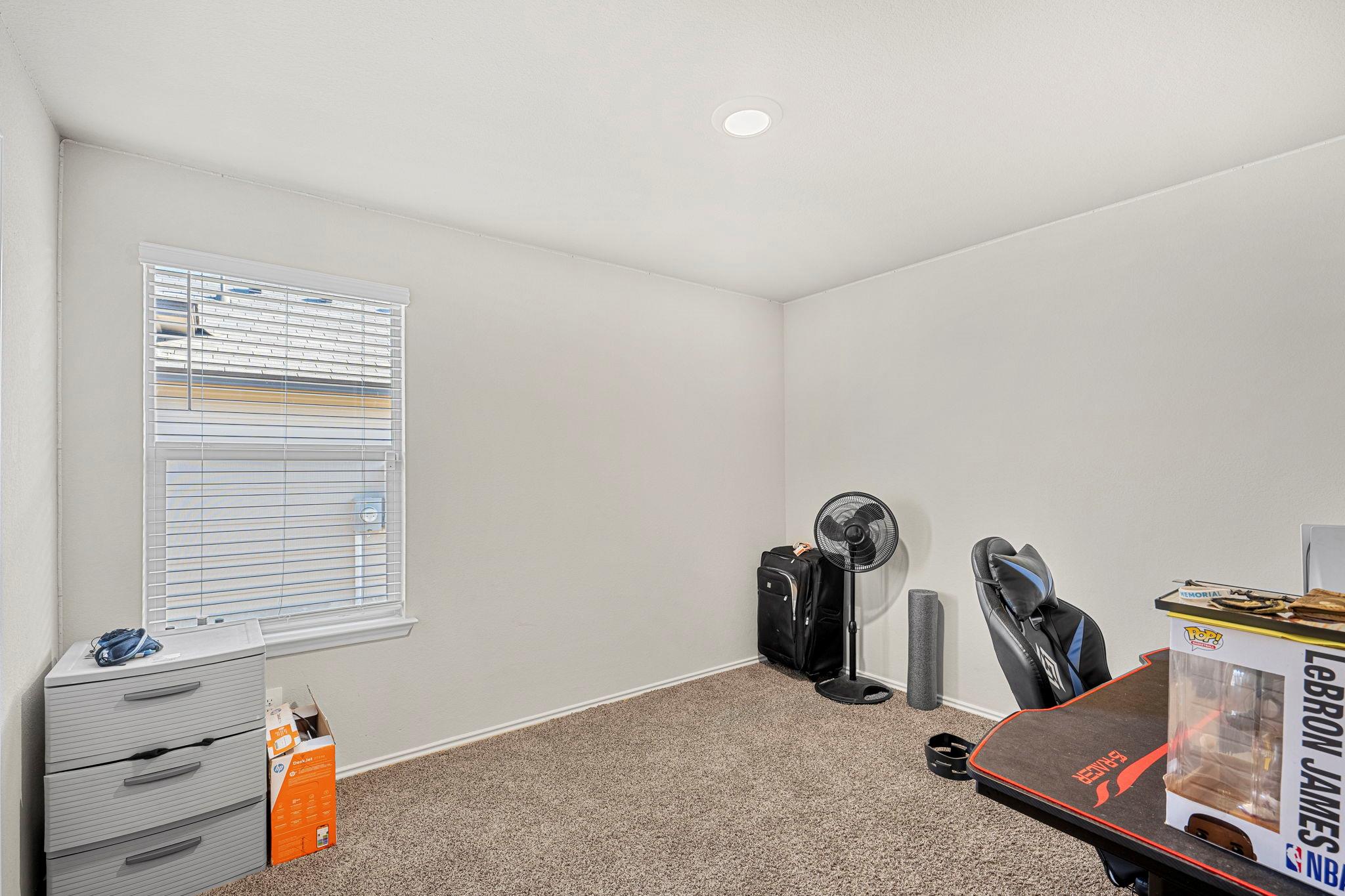 2354 Aylesbury Dr Property Photo 19
