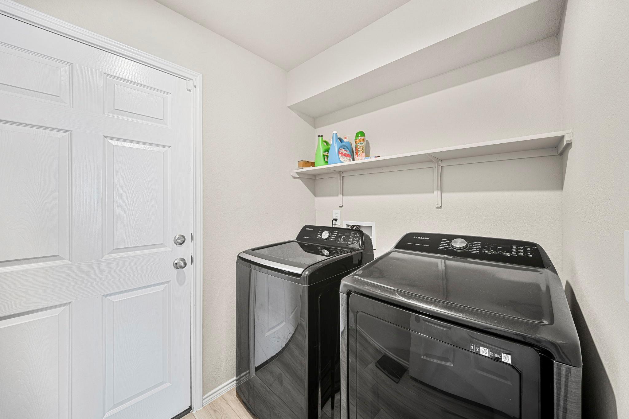 2354 Aylesbury Dr Property Photo 20