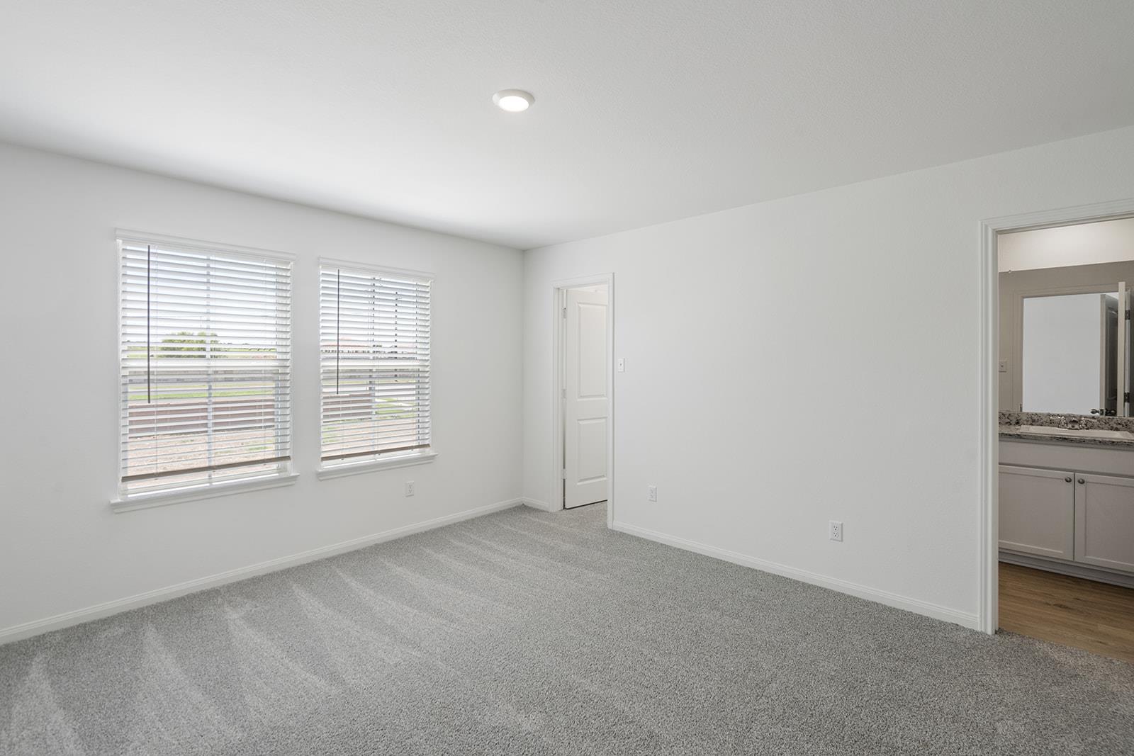 309 Carmel Canyon Trl Property Photo 6