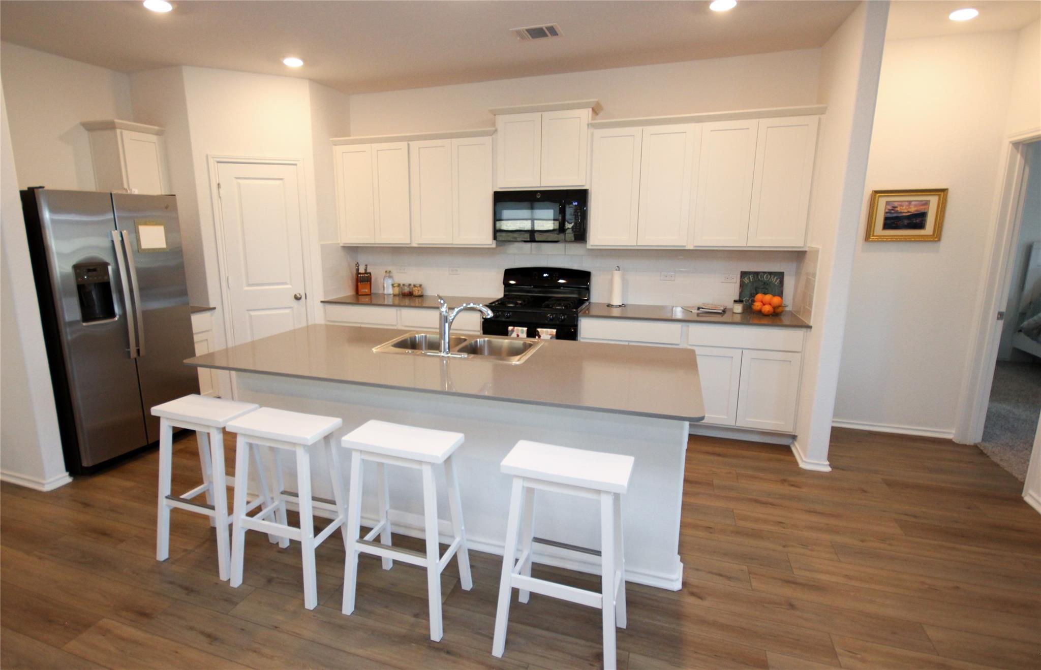 170 Maravillas Bnd Property Photo 8