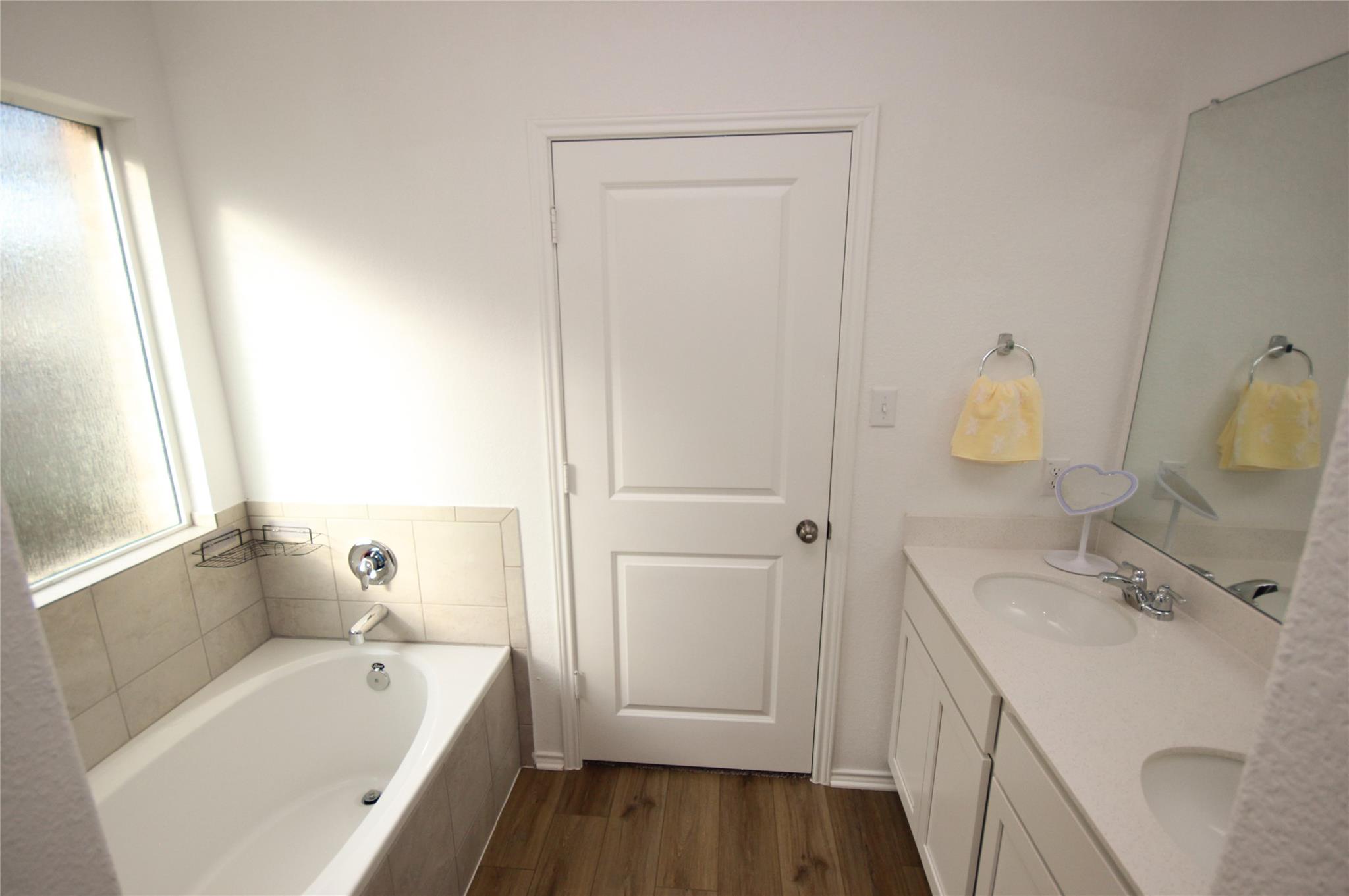 170 Maravillas Bnd Property Photo 12