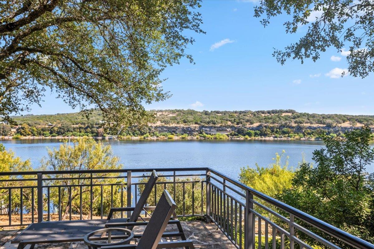 24729 Travis Lakeside Cv Property Photo 8