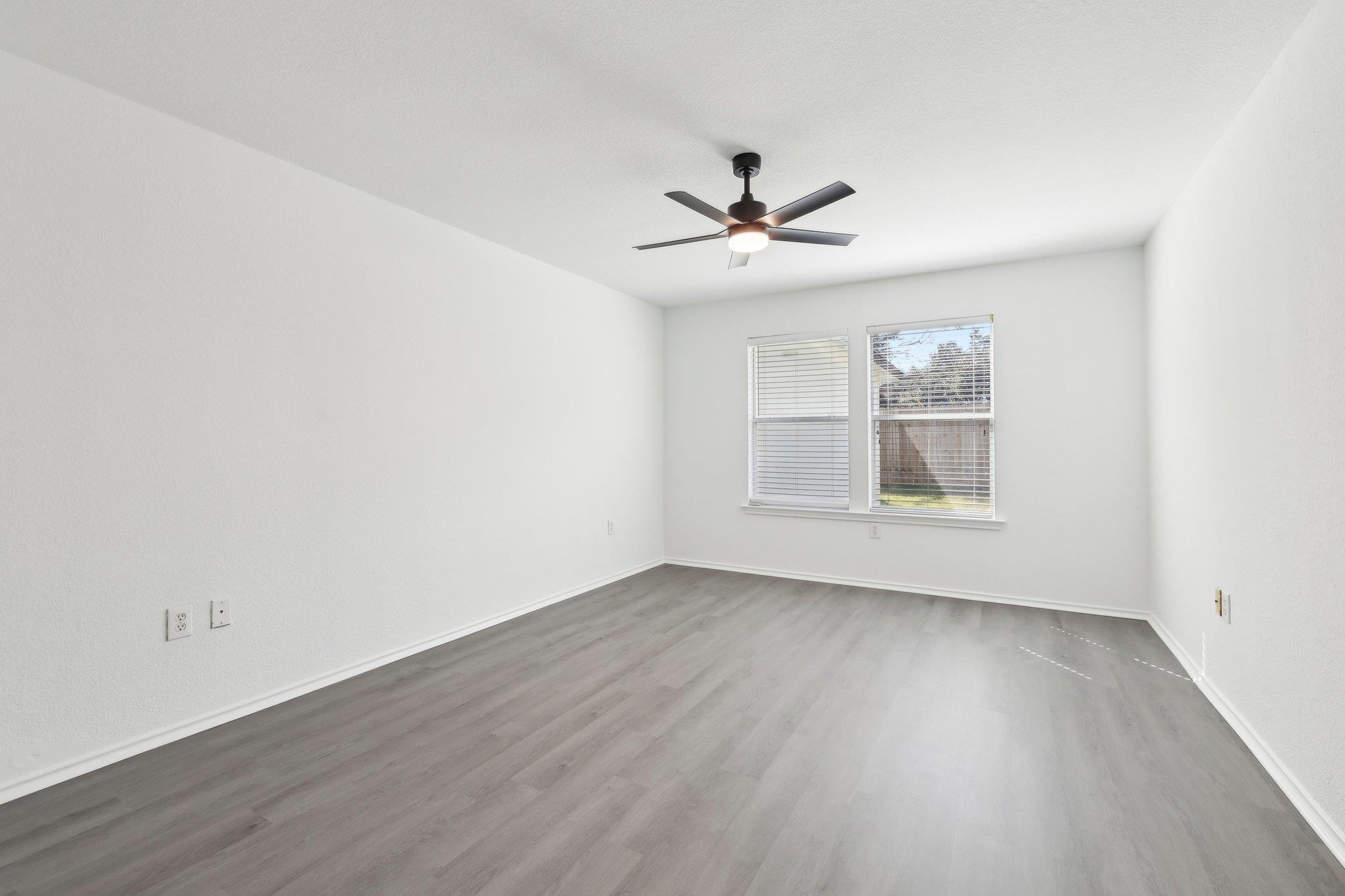 2403 Andrea Woods Cv Property Photo 19