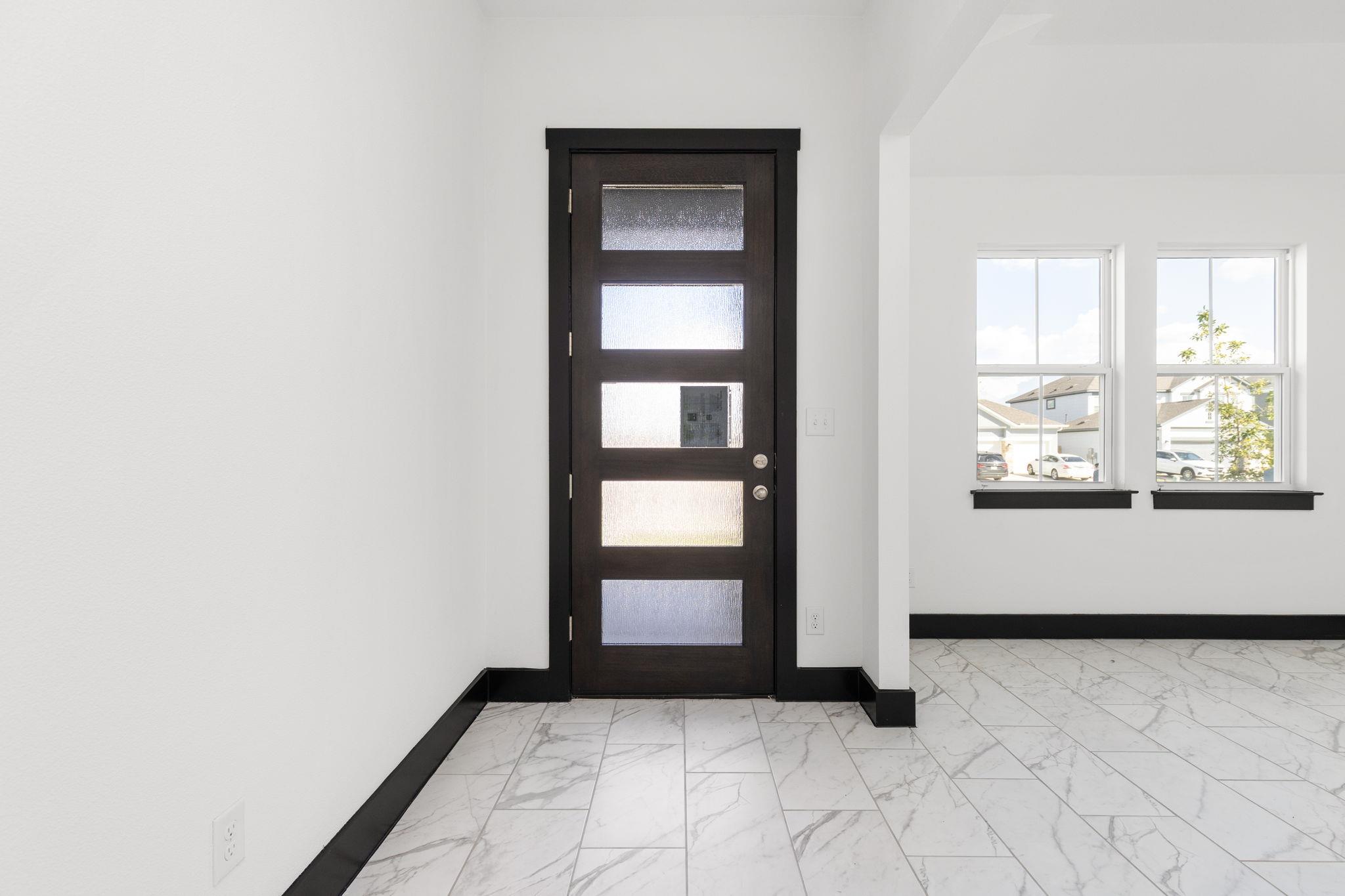 19116 Ariel Elena Way Property Photo 3