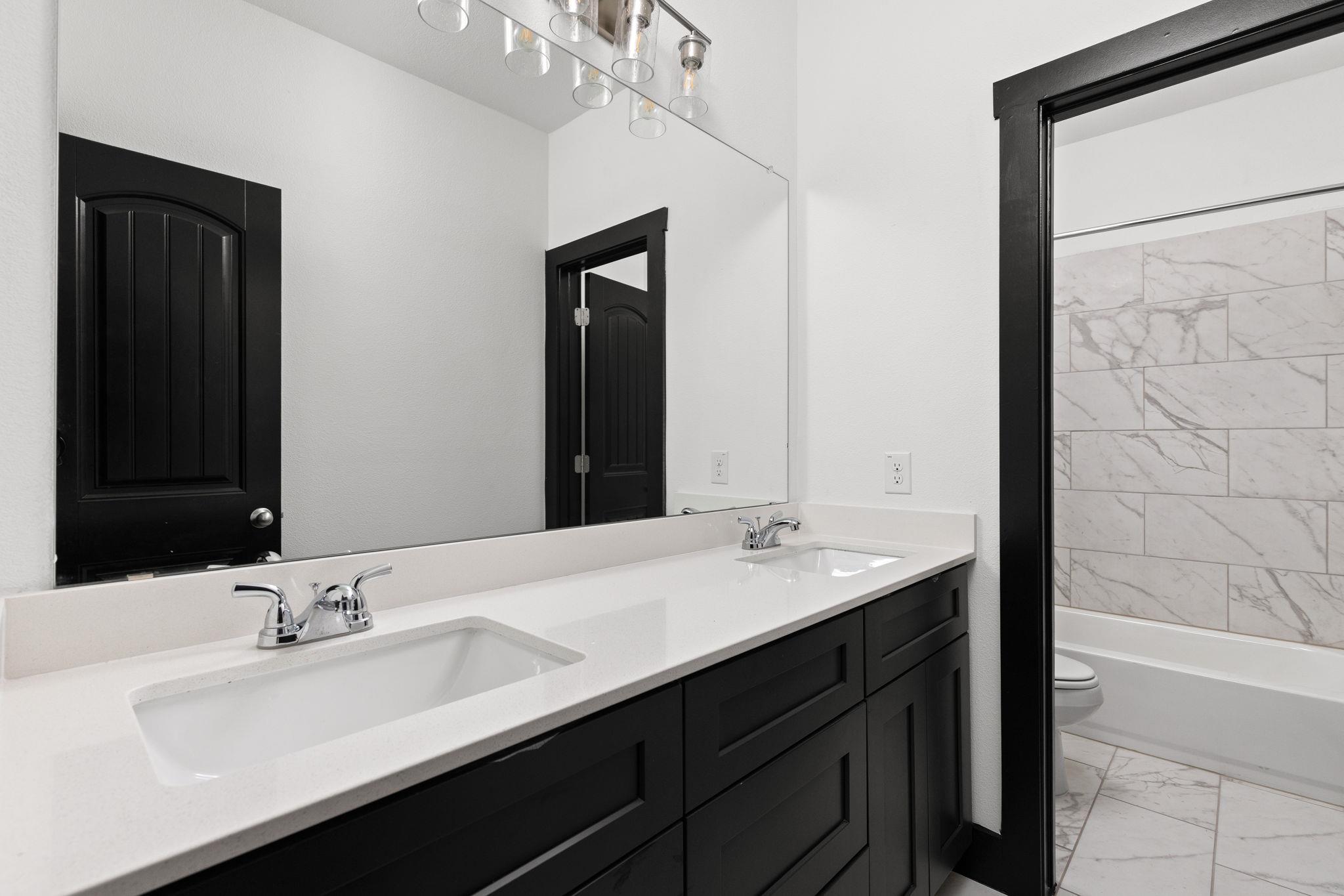 19116 Ariel Elena Way Property Photo 20