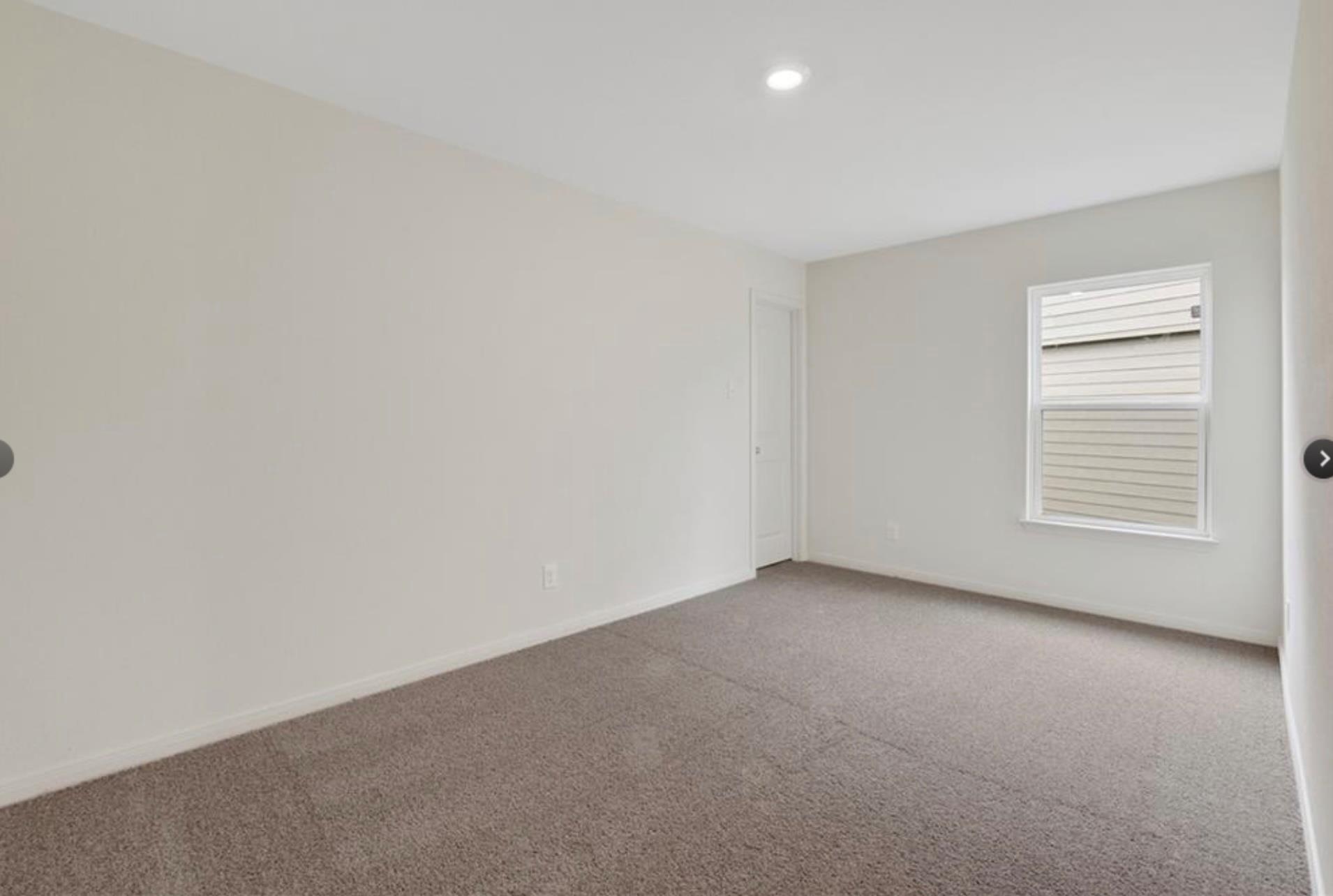 301 Crescent Park Dr Property Photo 11
