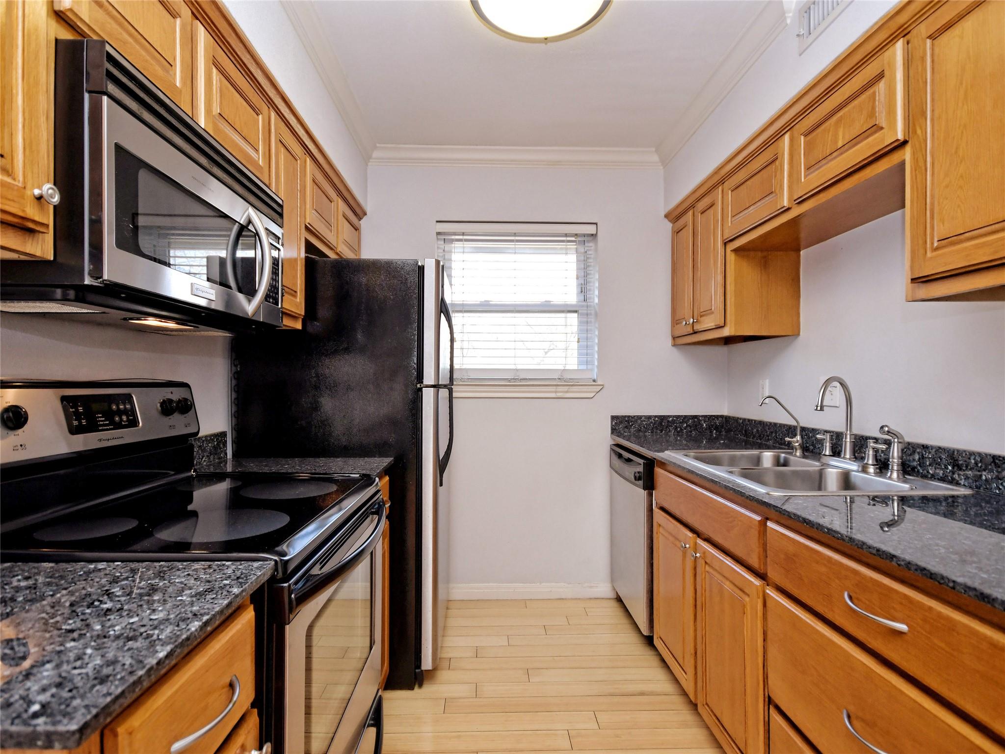 900 S Lamar Blvd #311 Property Photo 8