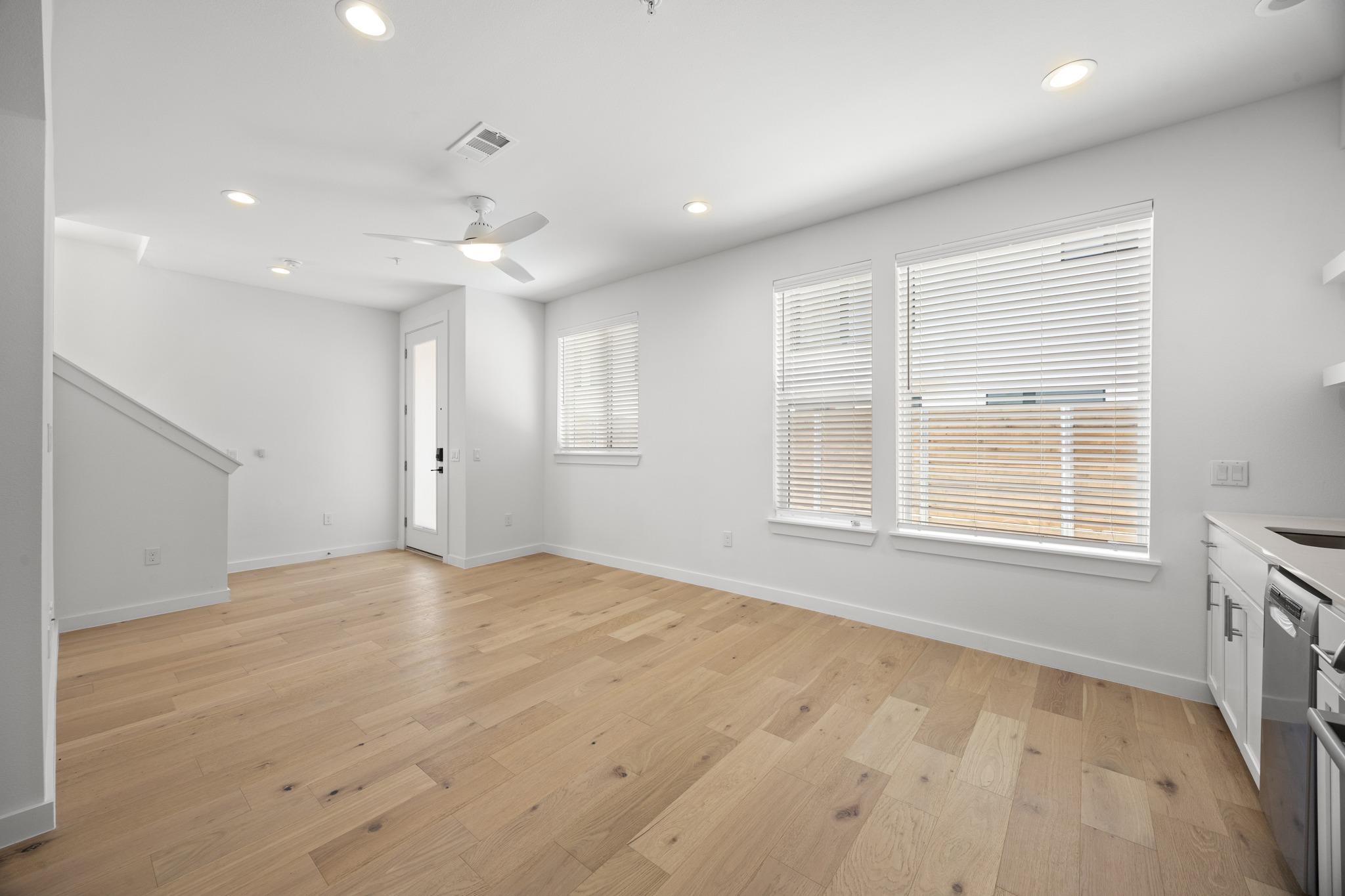 2200 Mcfly St #6102 Property Photo 6