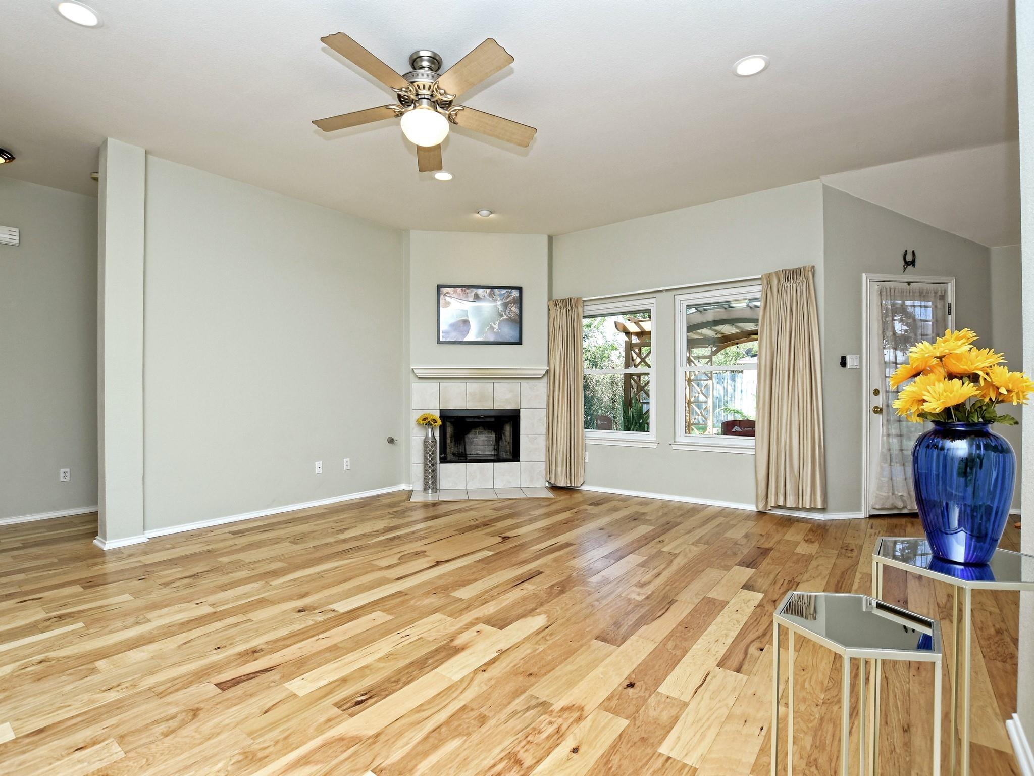 612 Blue Oak Cir Property Photo 7