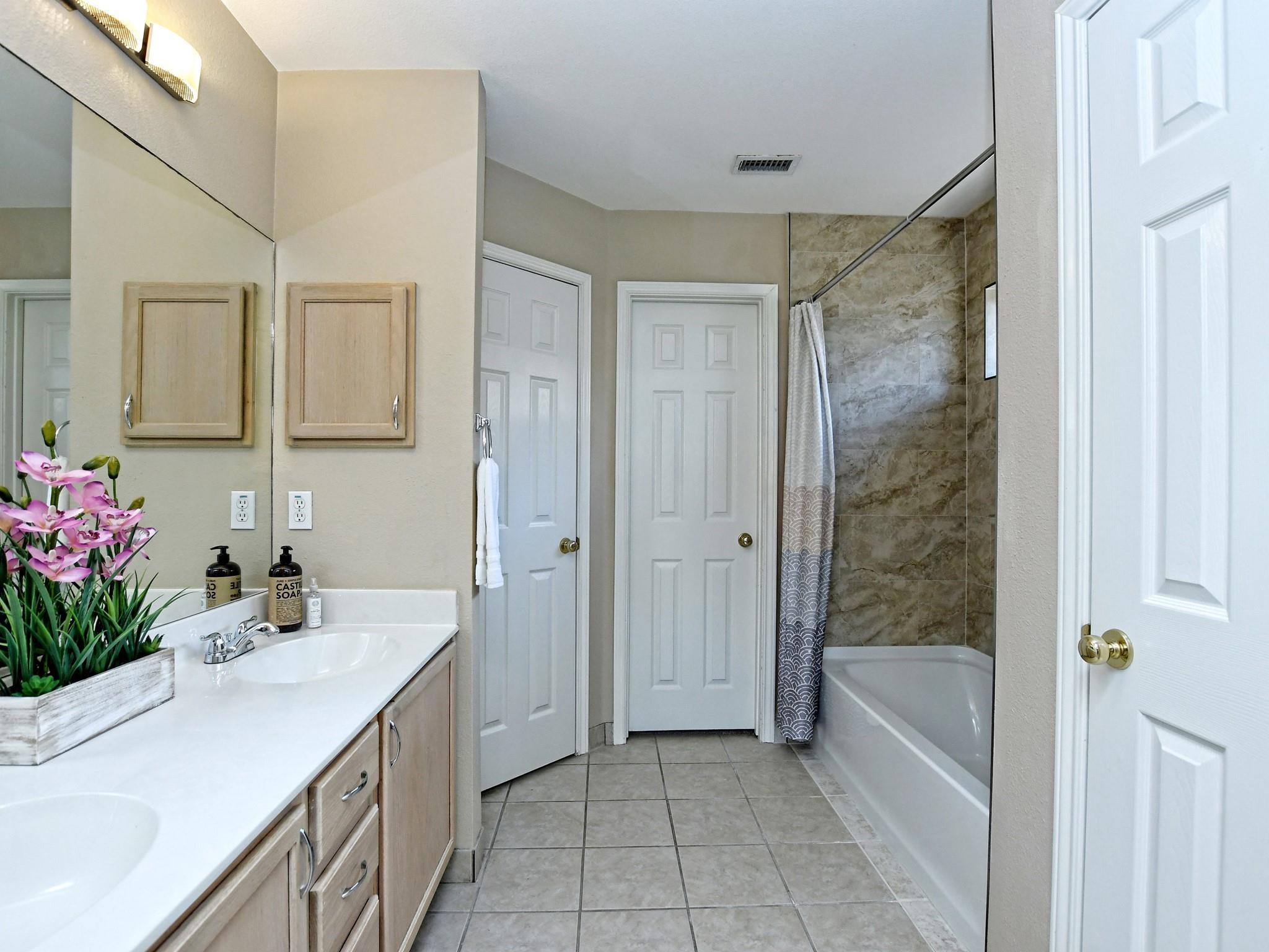 612 Blue Oak Cir Property Photo 16
