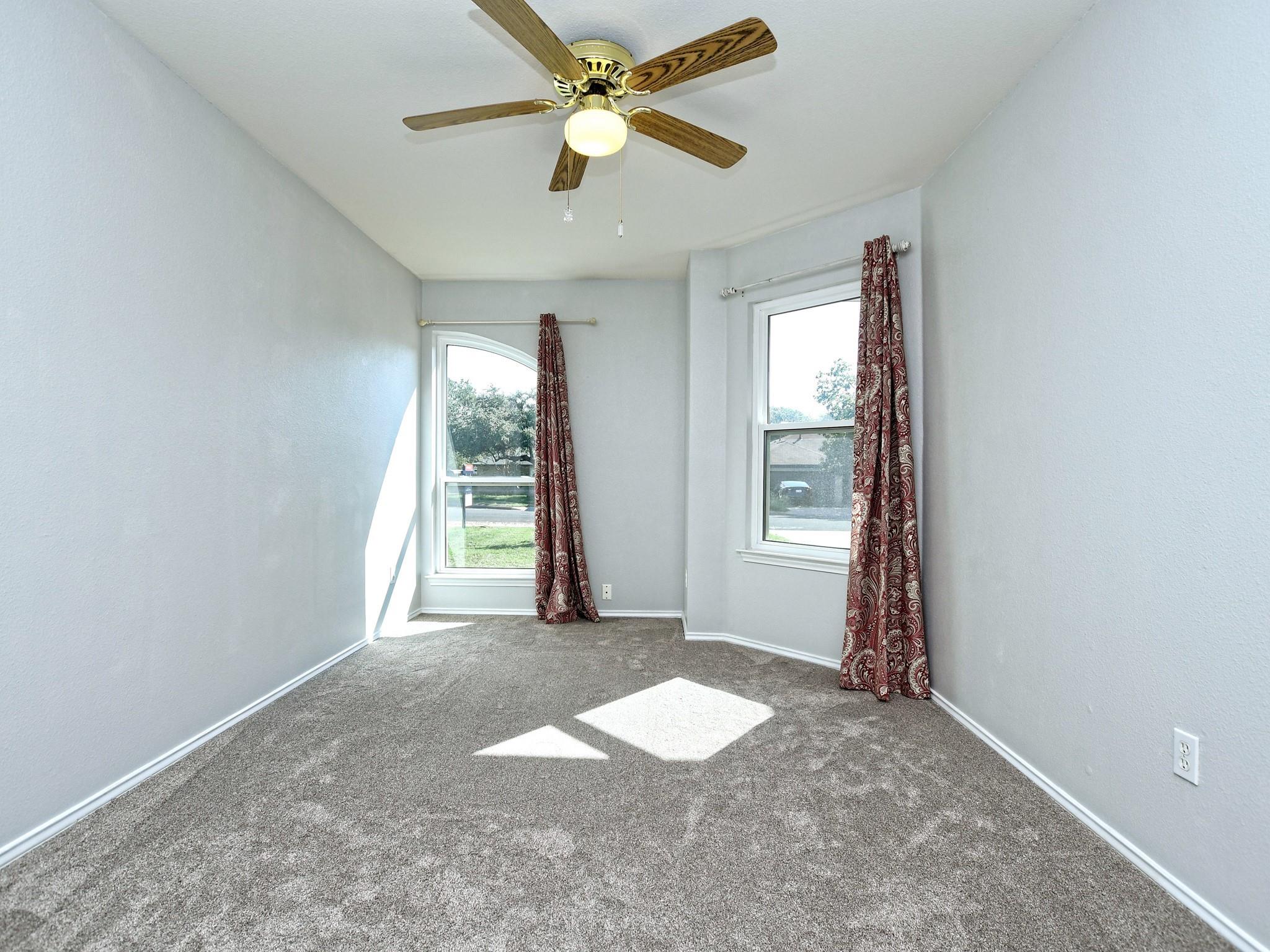 612 Blue Oak Cir Property Photo 18