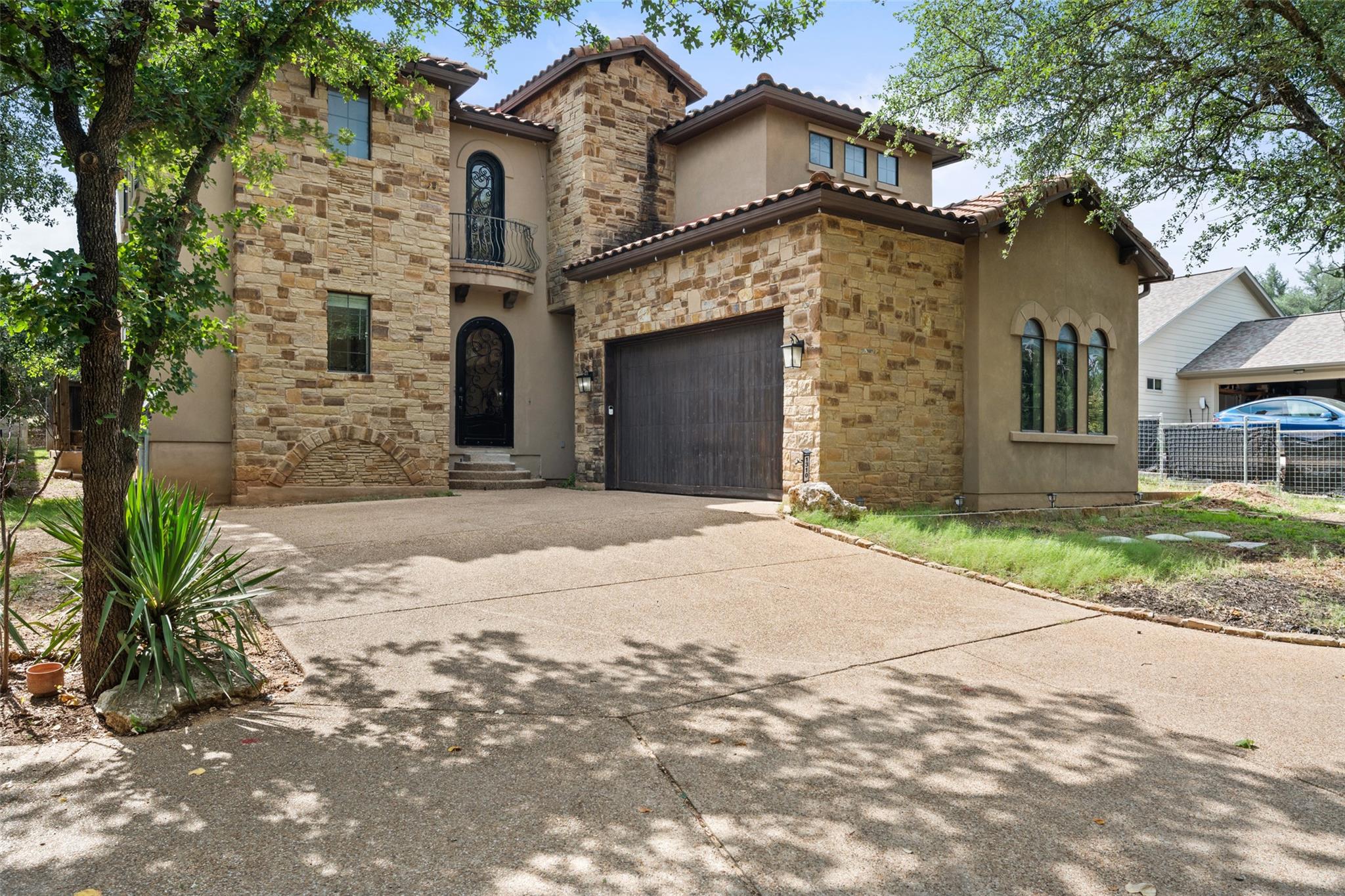 1310 Minnie Dr Property Photo 1