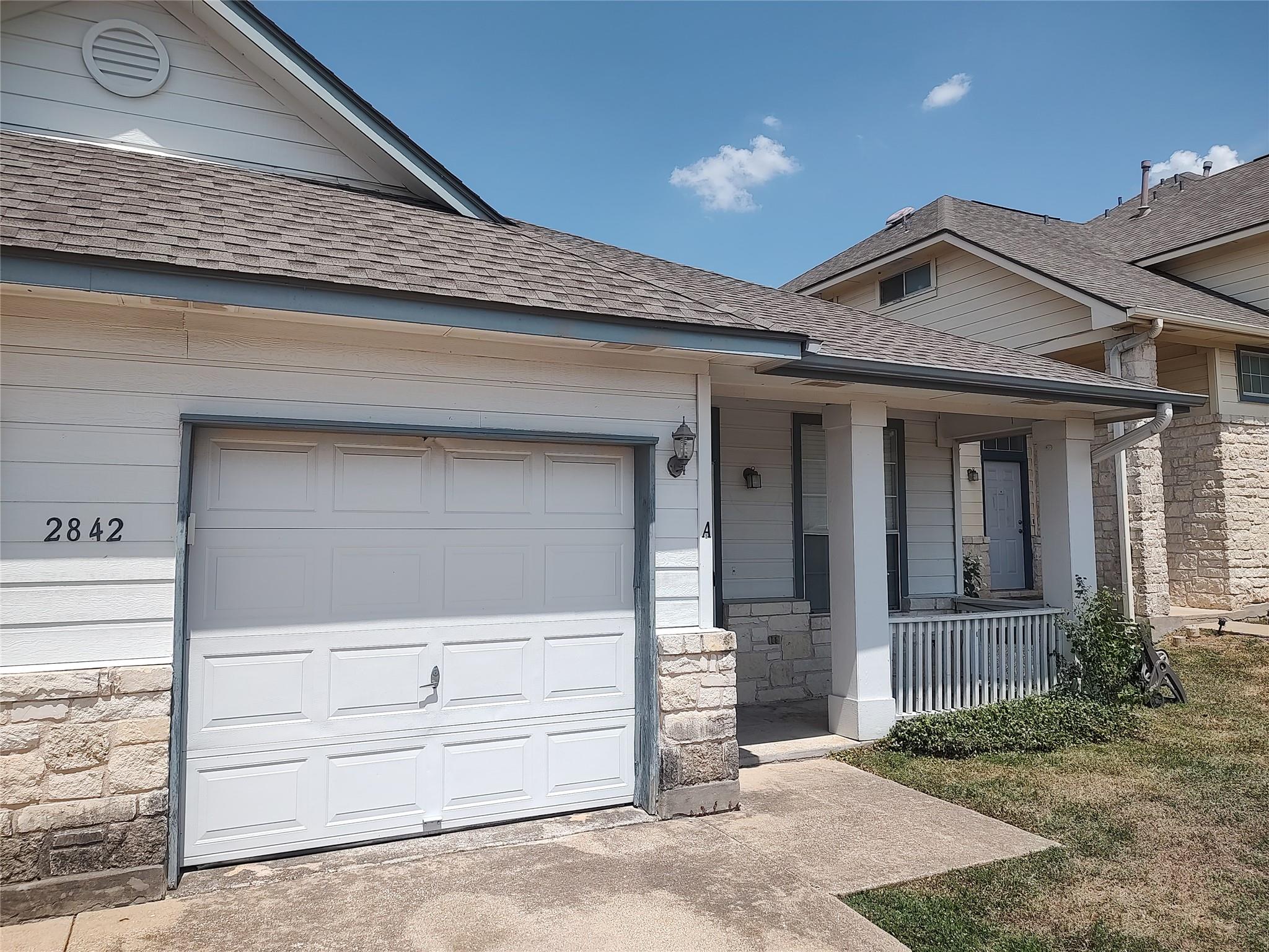2842 Southampton Way #a Property Photo 2