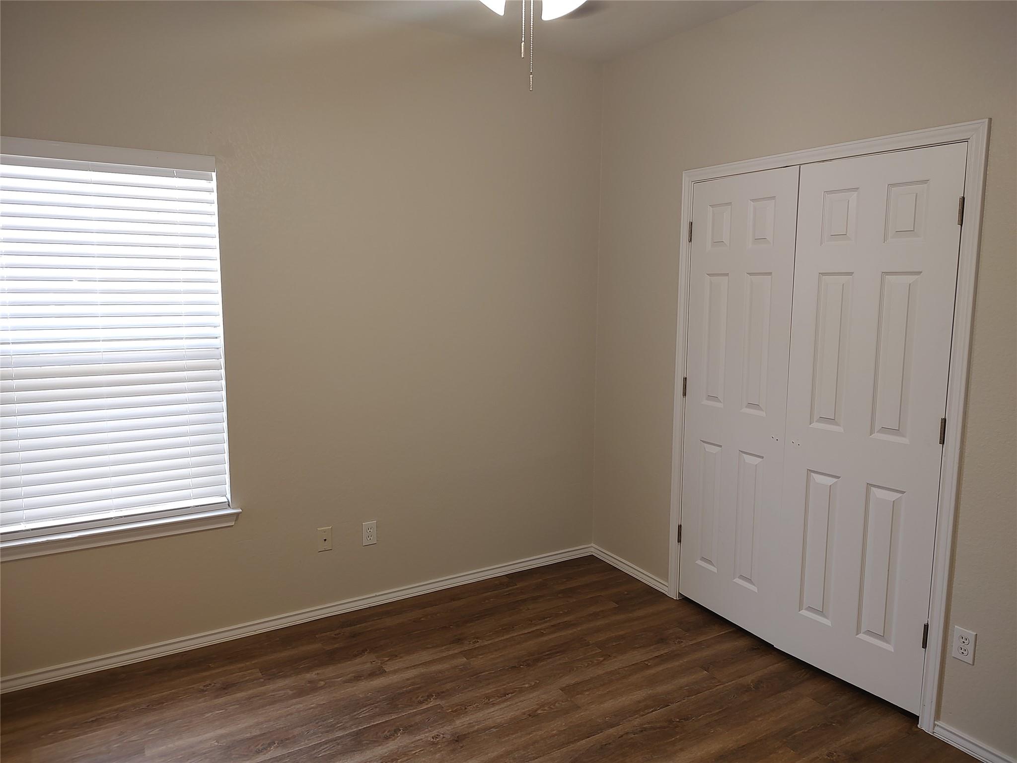 2842 Southampton Way #a Property Photo 8
