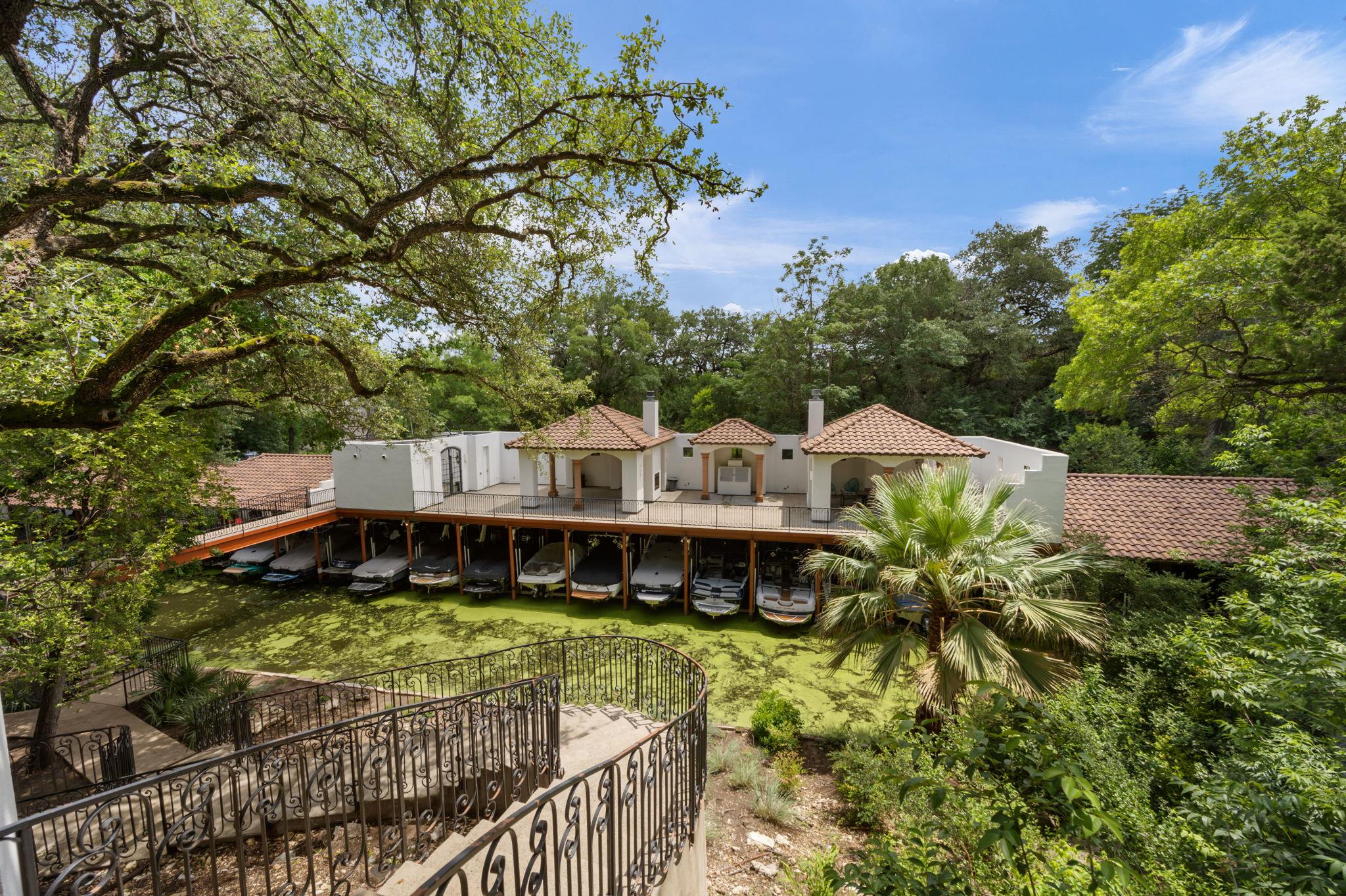 1910 Rue De St Tropez None #6 Property Photo 32
