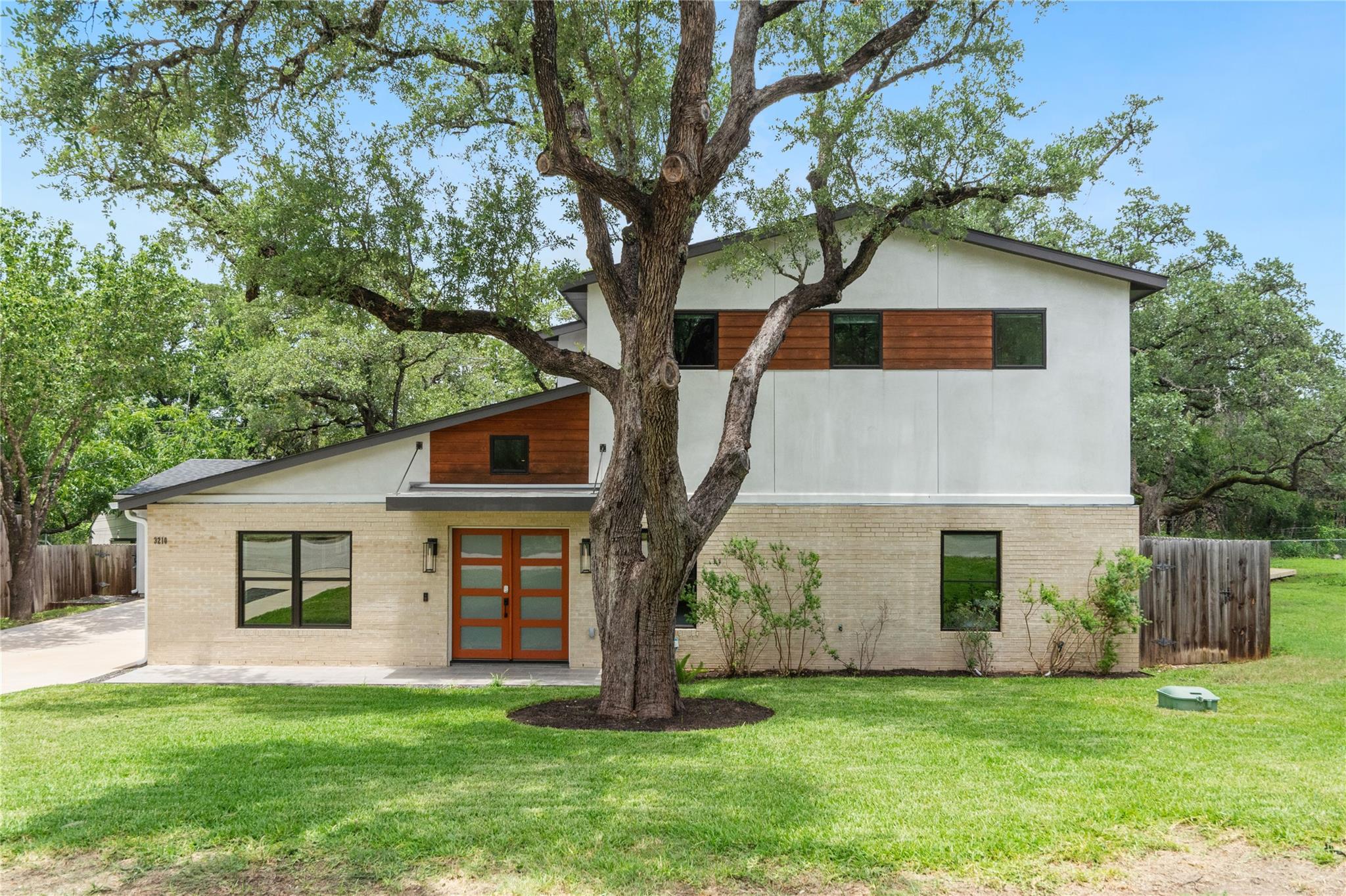 3210 Cupid Dr Property Photo 1
