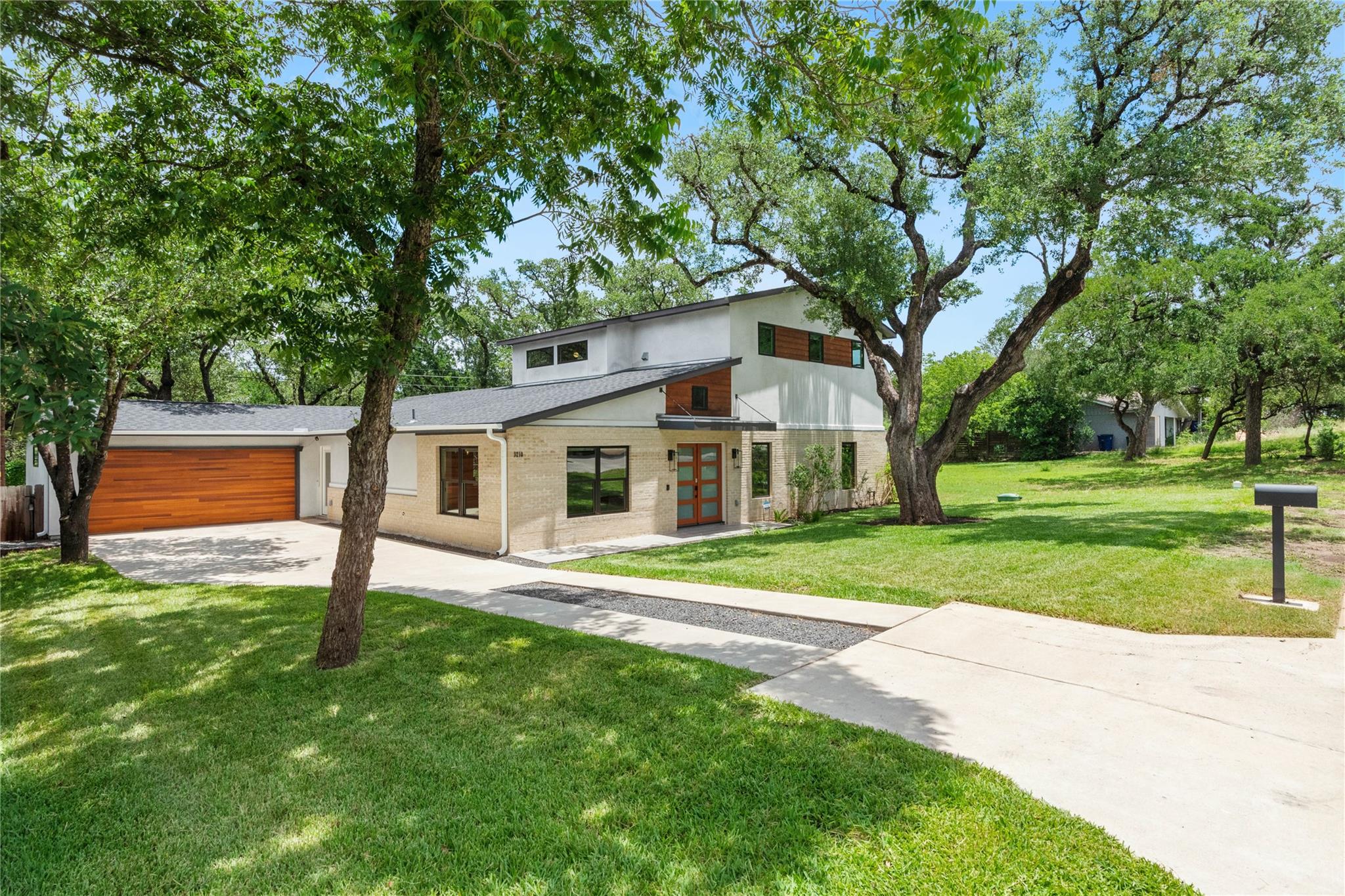 3210 Cupid Dr Property Photo 2