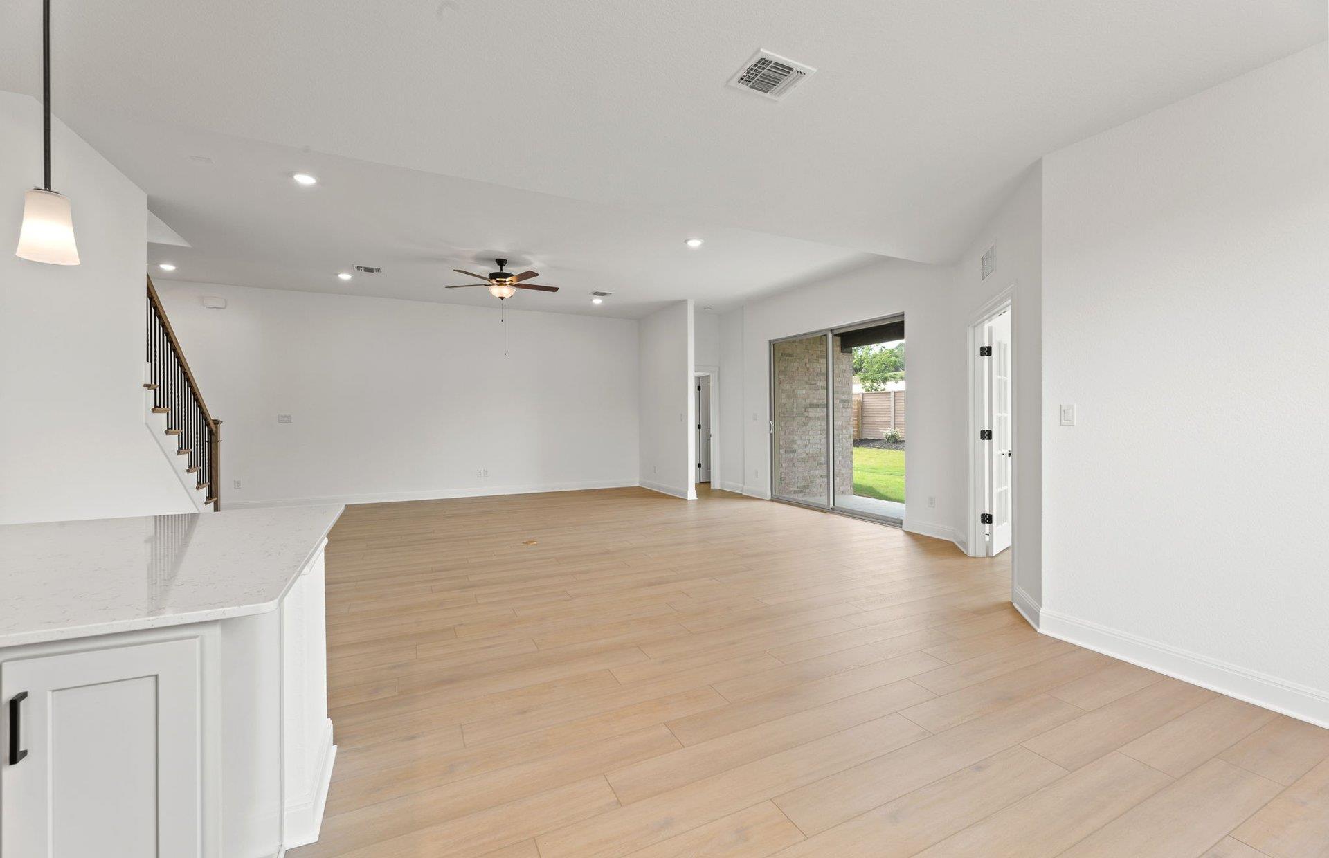 3113 Delaware St Property Photo 10