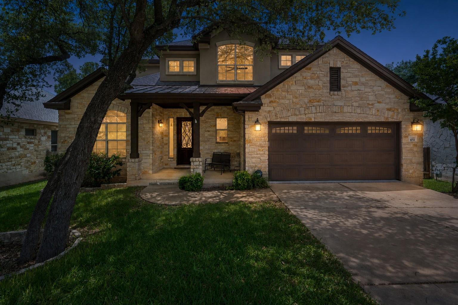 1711 Manada Trl Property Photo 1