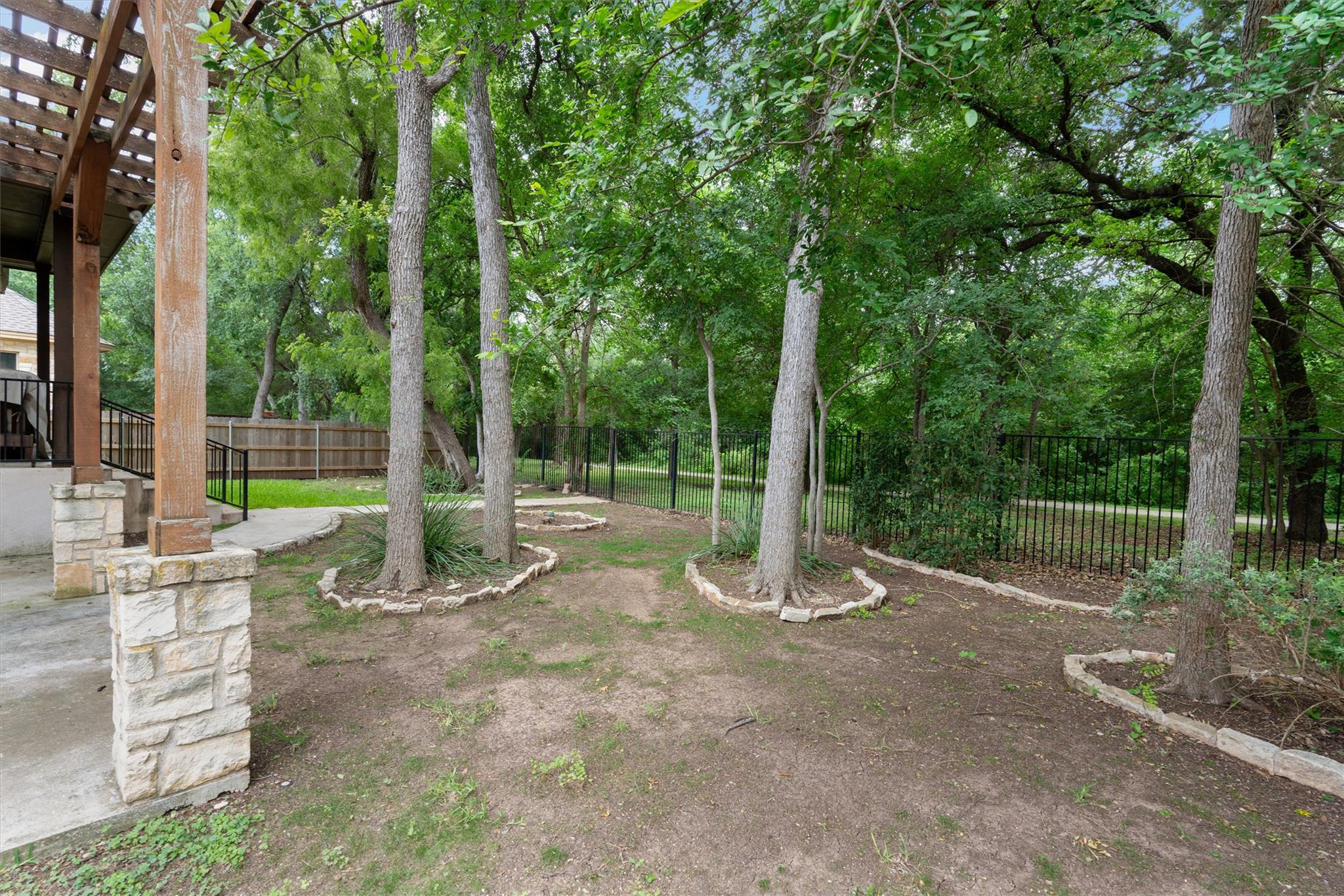 1711 Manada Trl Property Photo 36