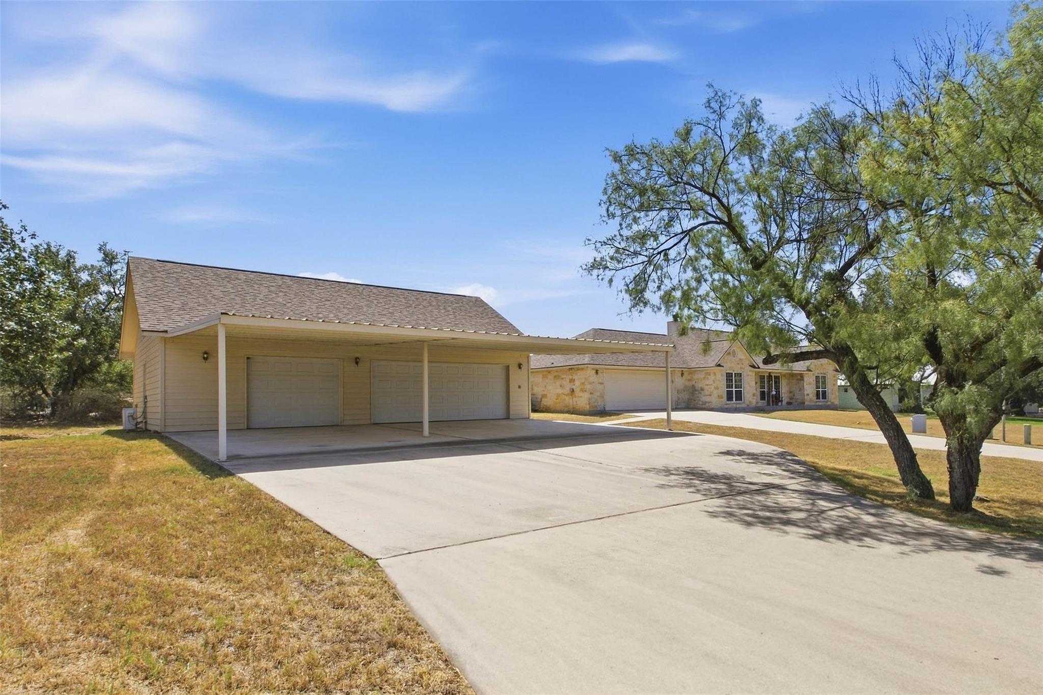 305 Pecan Dr Property Photo 27