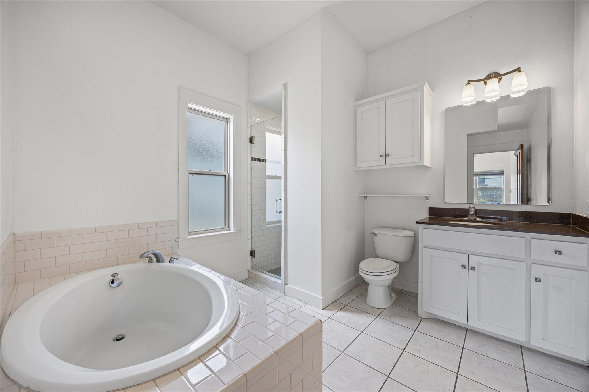 1301 San Bernard St Property Photo 19