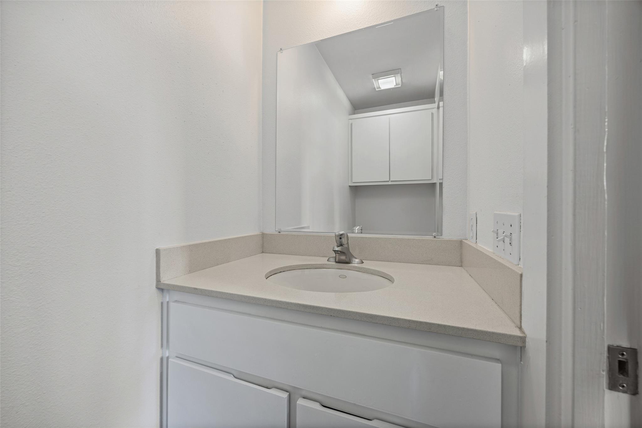 1301 San Bernard St Property Photo 22
