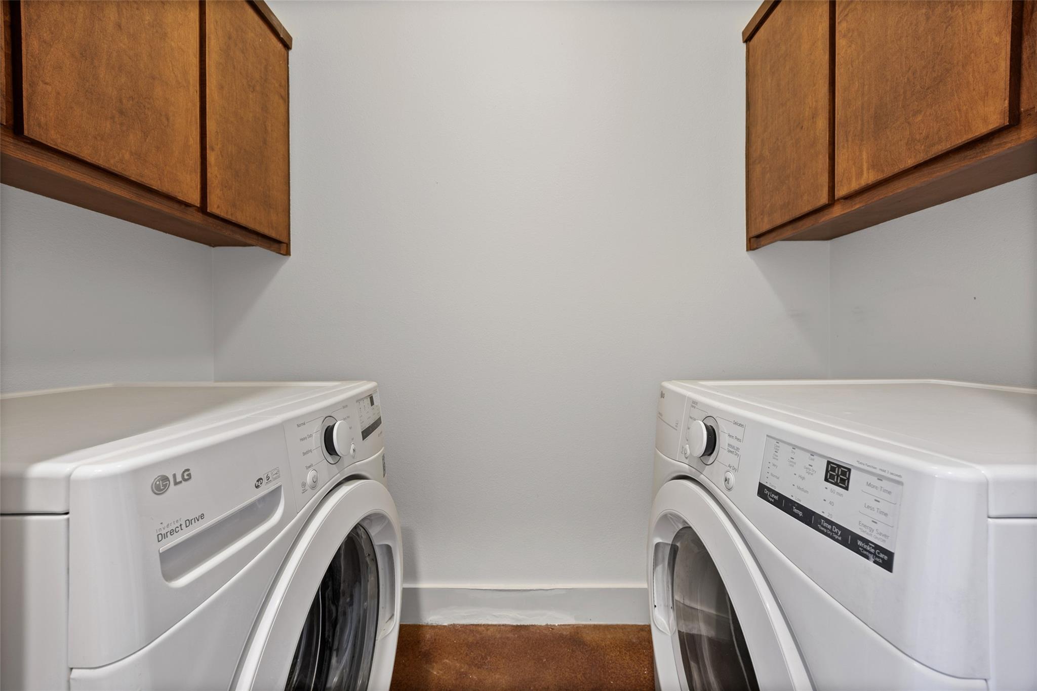 1301 San Bernard St Property Photo 24