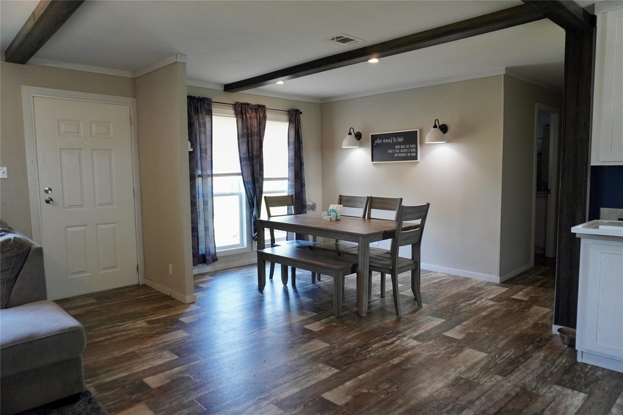 1048 County Road 402 Property Photo 6