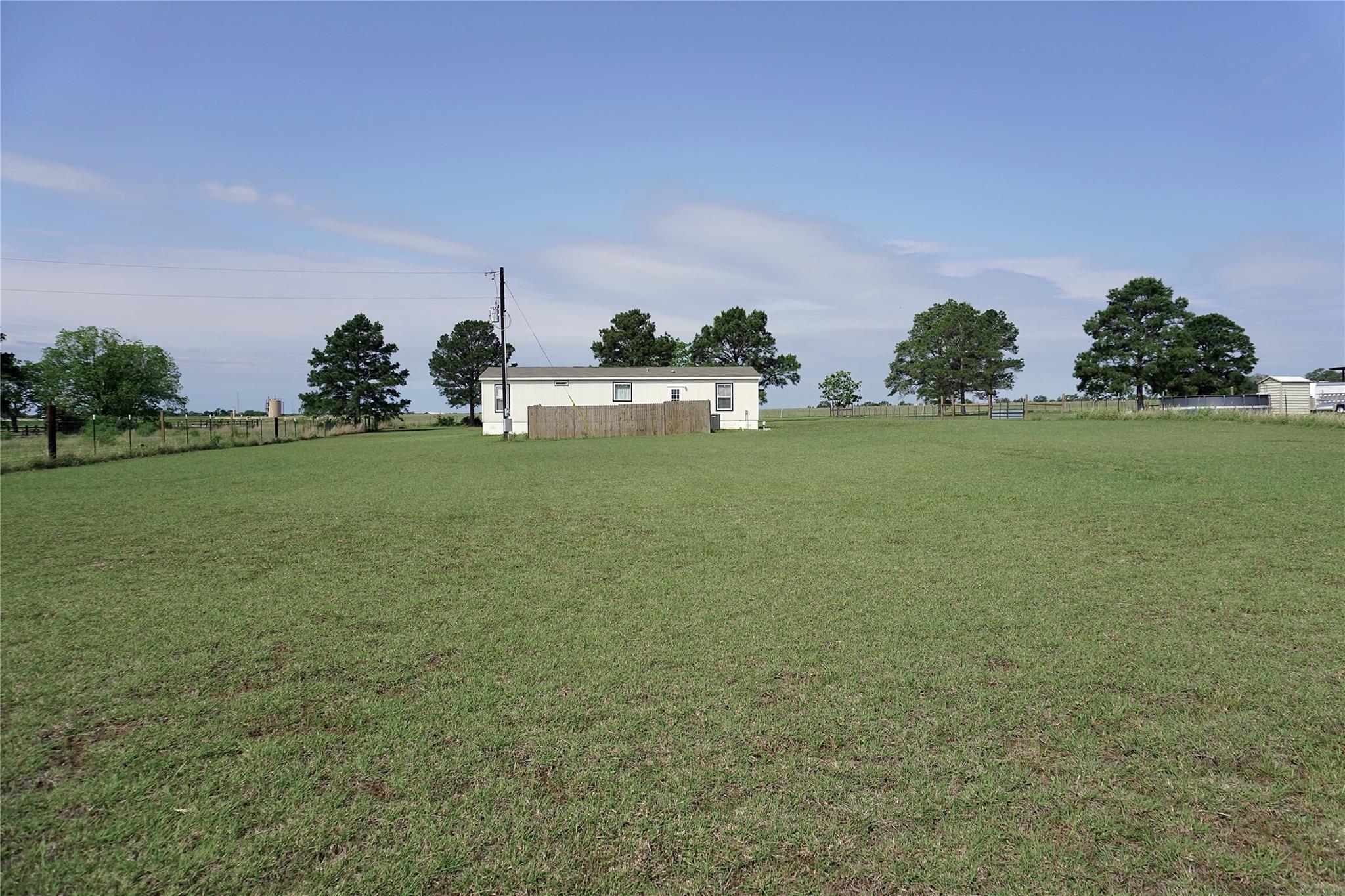 1048 County Road 402 Property Photo 22