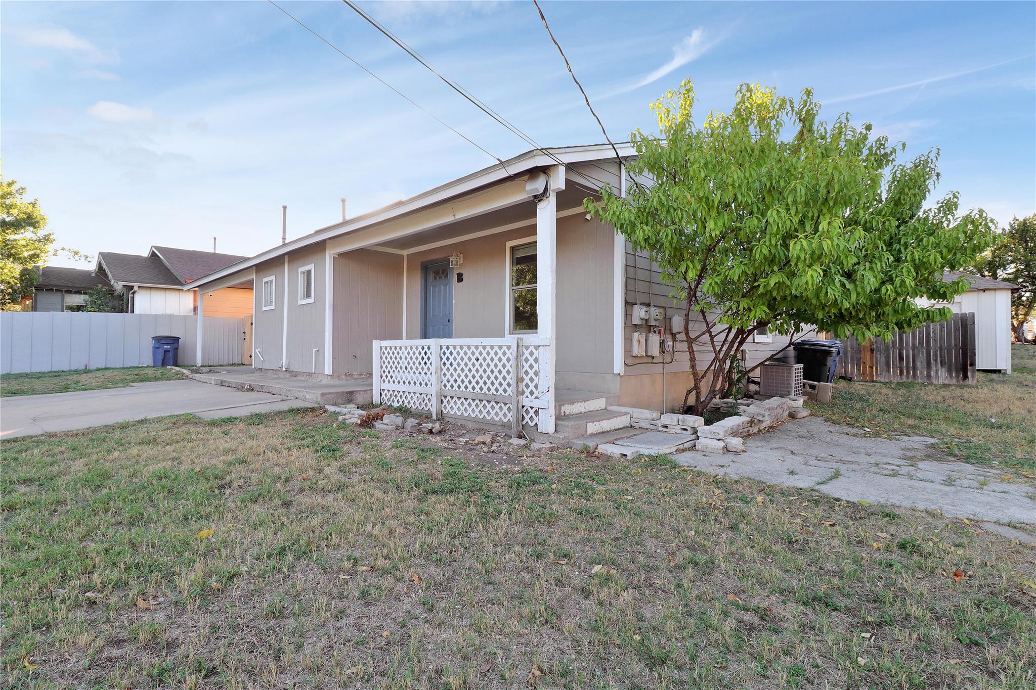 6920 Bennett Ave #b Property Photo 2