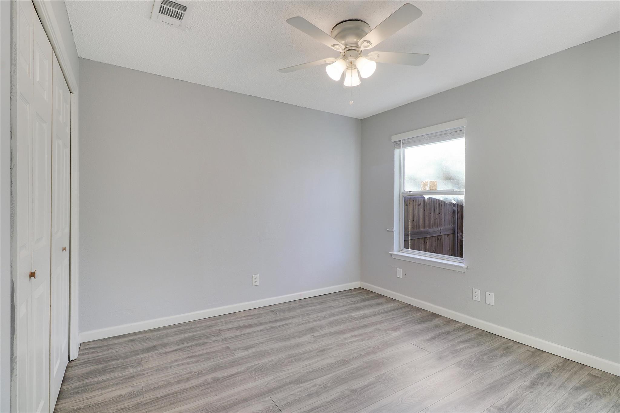 6920 Bennett Ave #b Property Photo 7