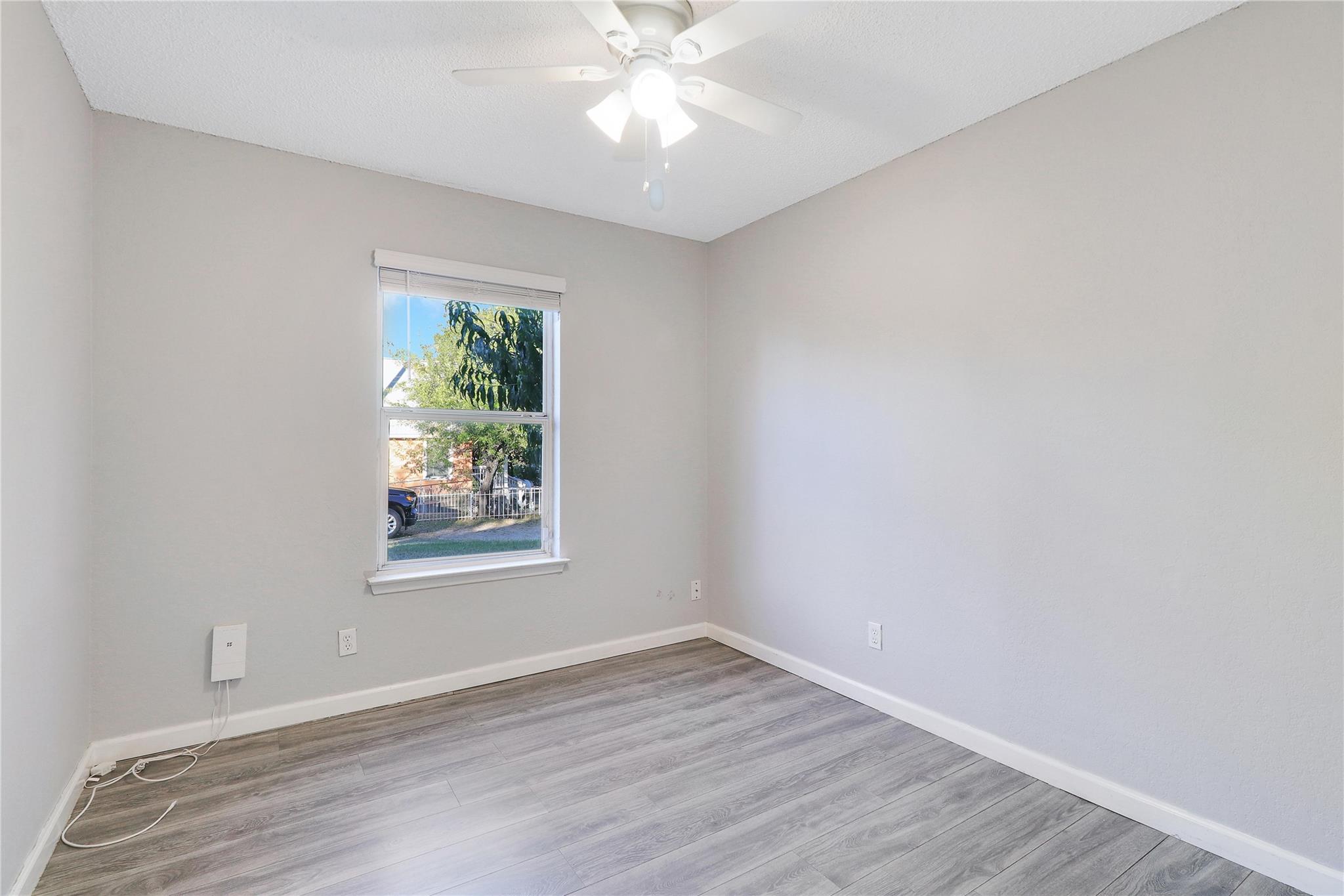 6920 Bennett Ave #b Property Photo 11