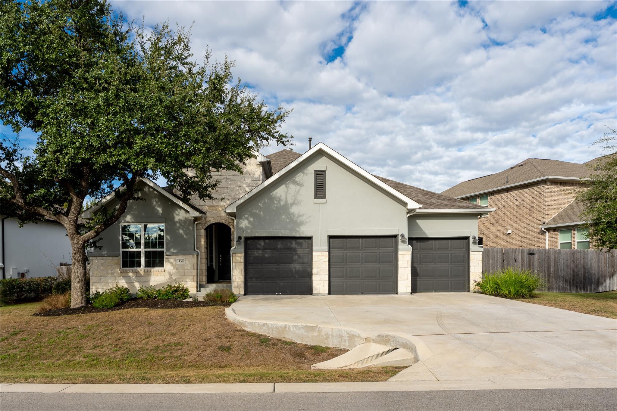 1130 Arrowhead Ranch Blvd Property Photo 1