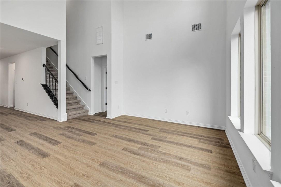 1212 Truscon Path Property Photo 7