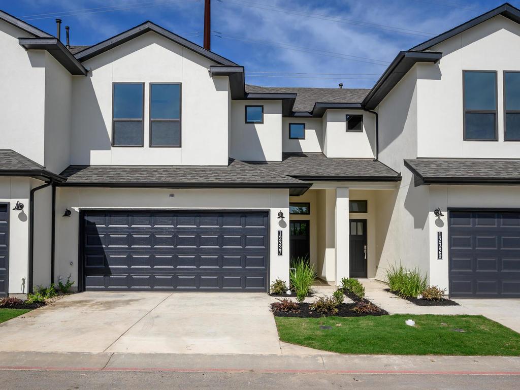 12327 Maypole Bnd Property Photo 2