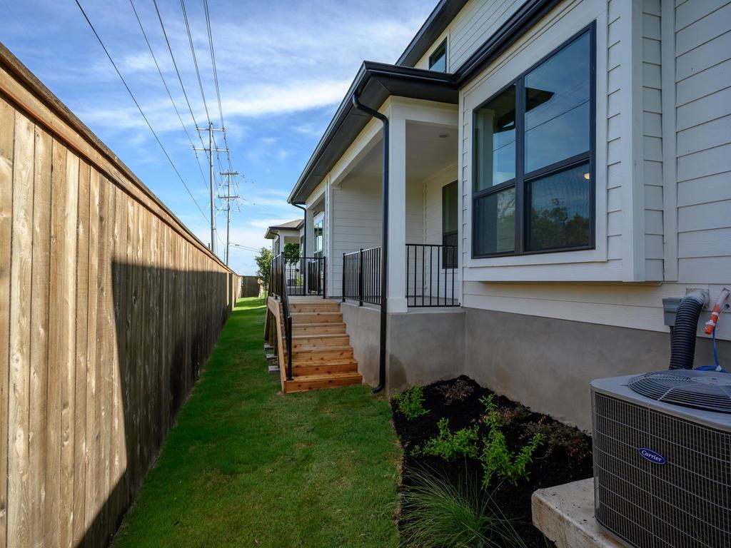 12327 Maypole Bnd Property Photo 30