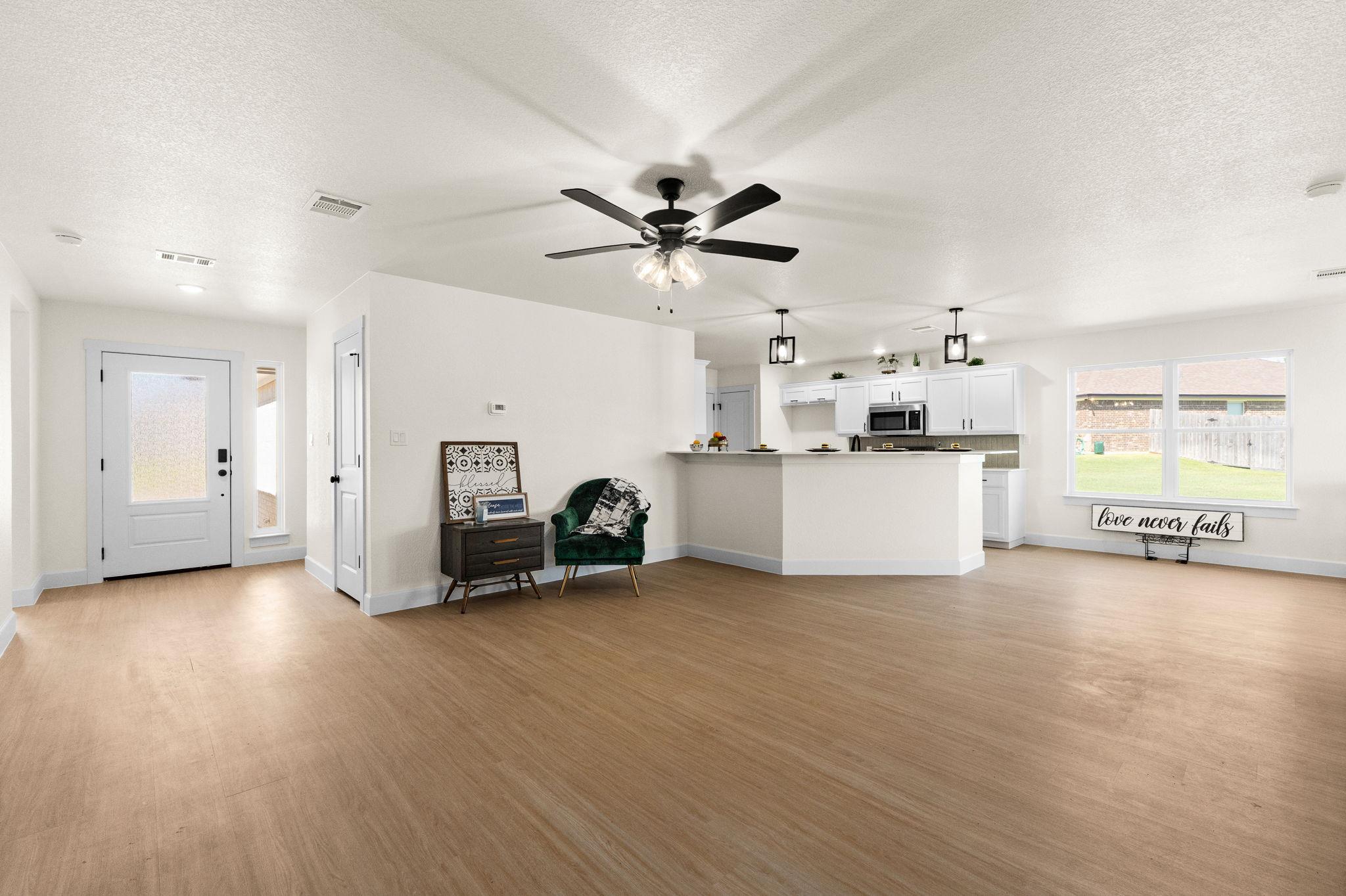 2115 Blackhawk Loop Property Photo 5