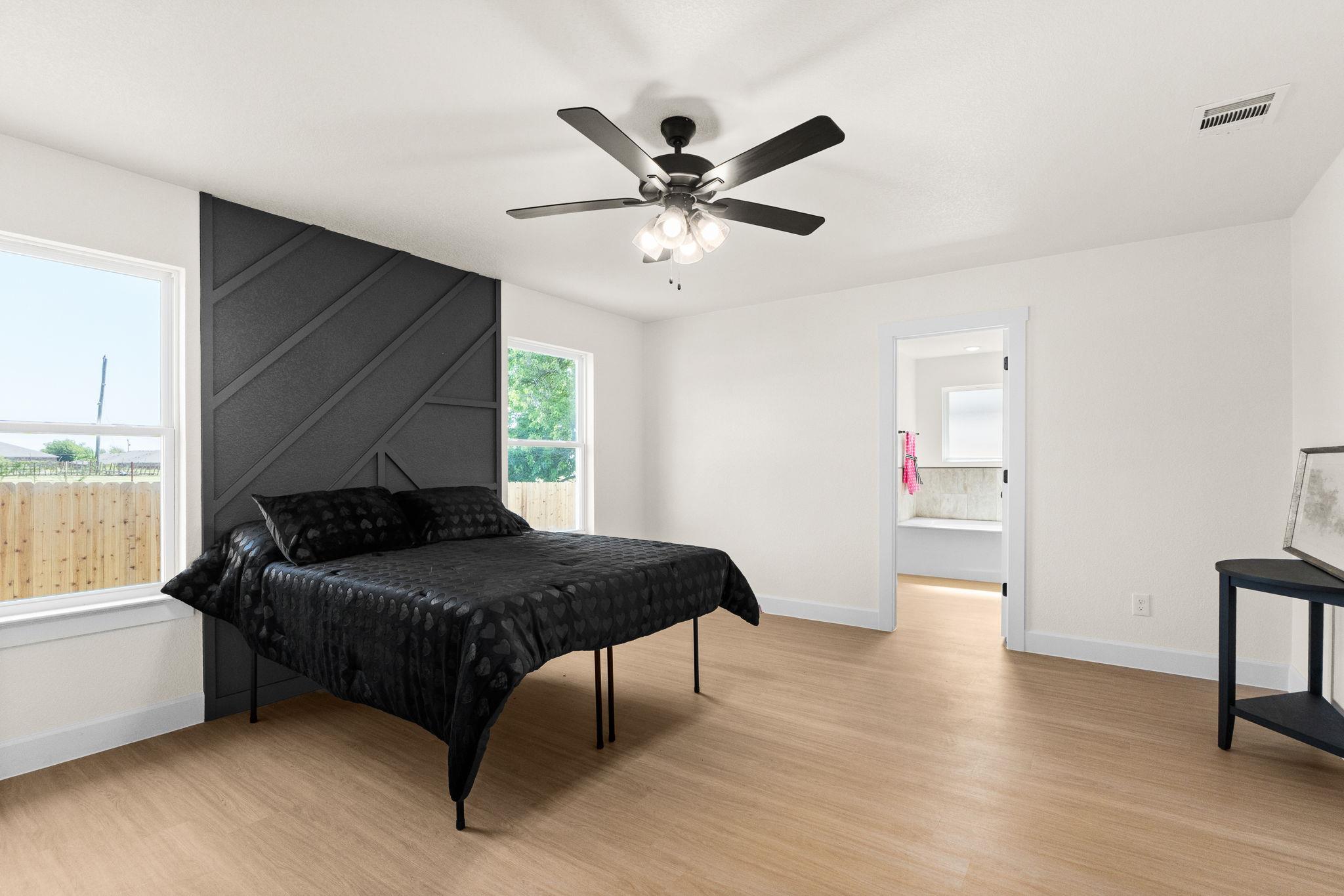 2115 Blackhawk Loop Property Photo 13