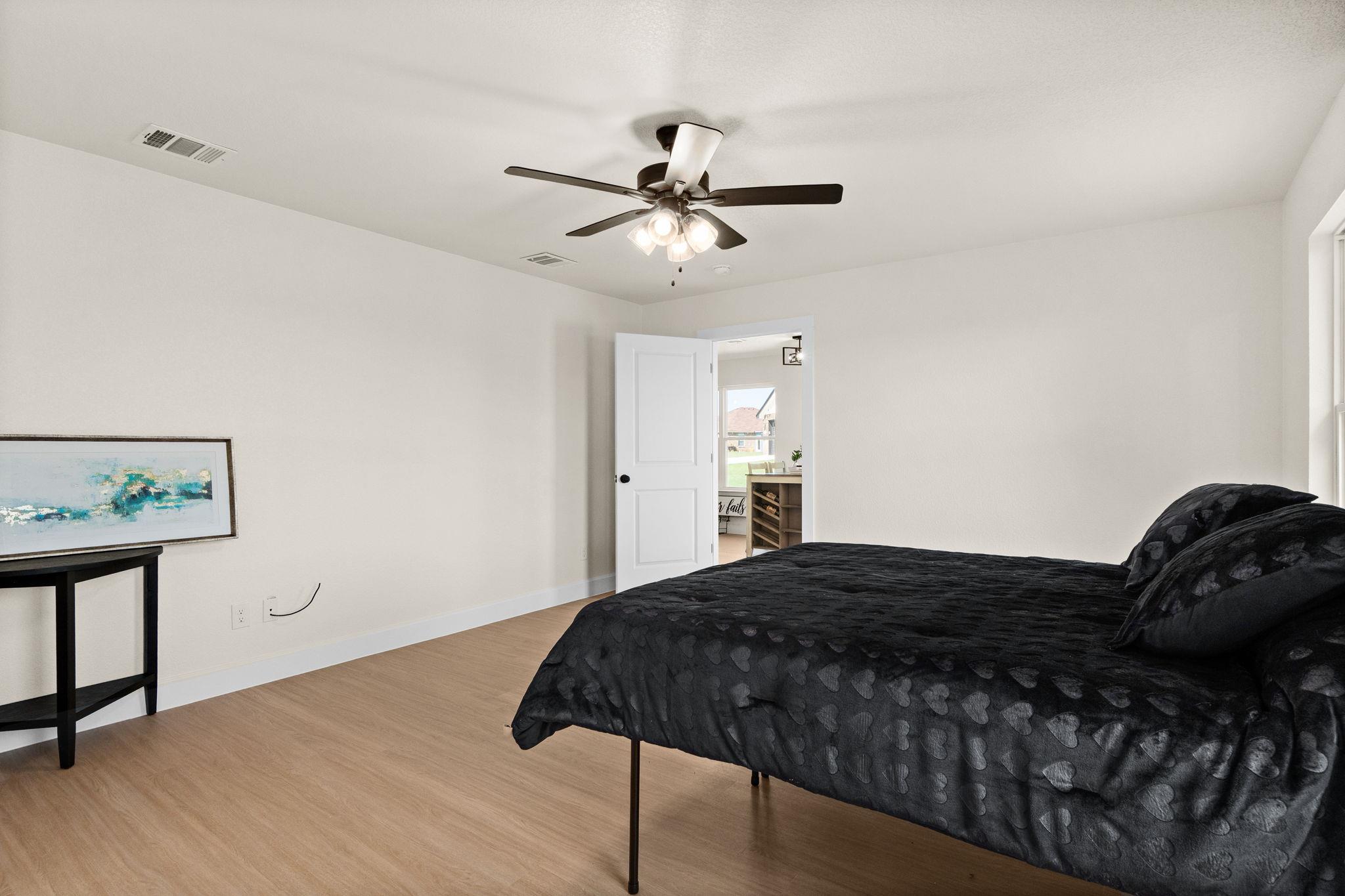 2115 Blackhawk Loop Property Photo 14
